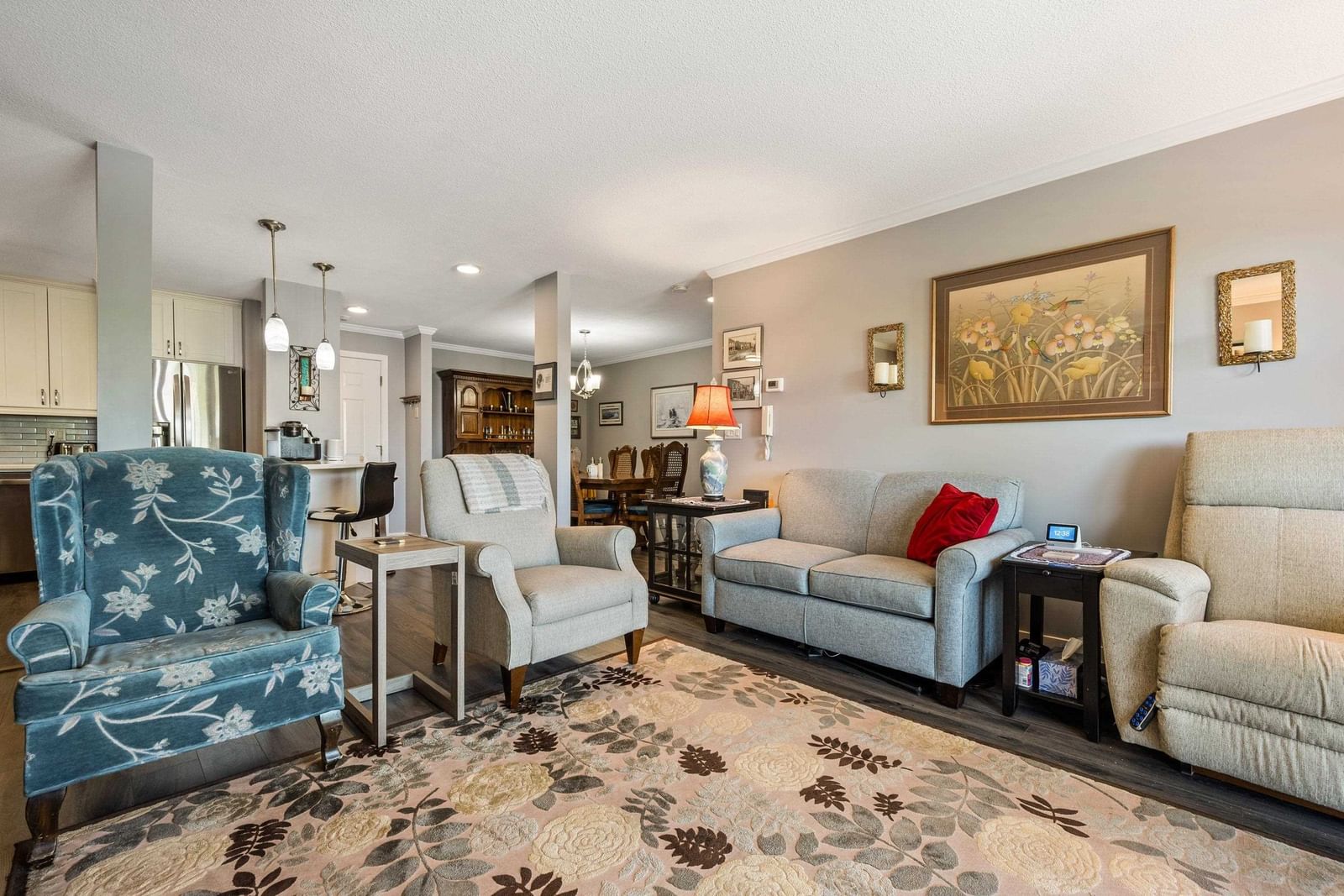 Listing Image 15