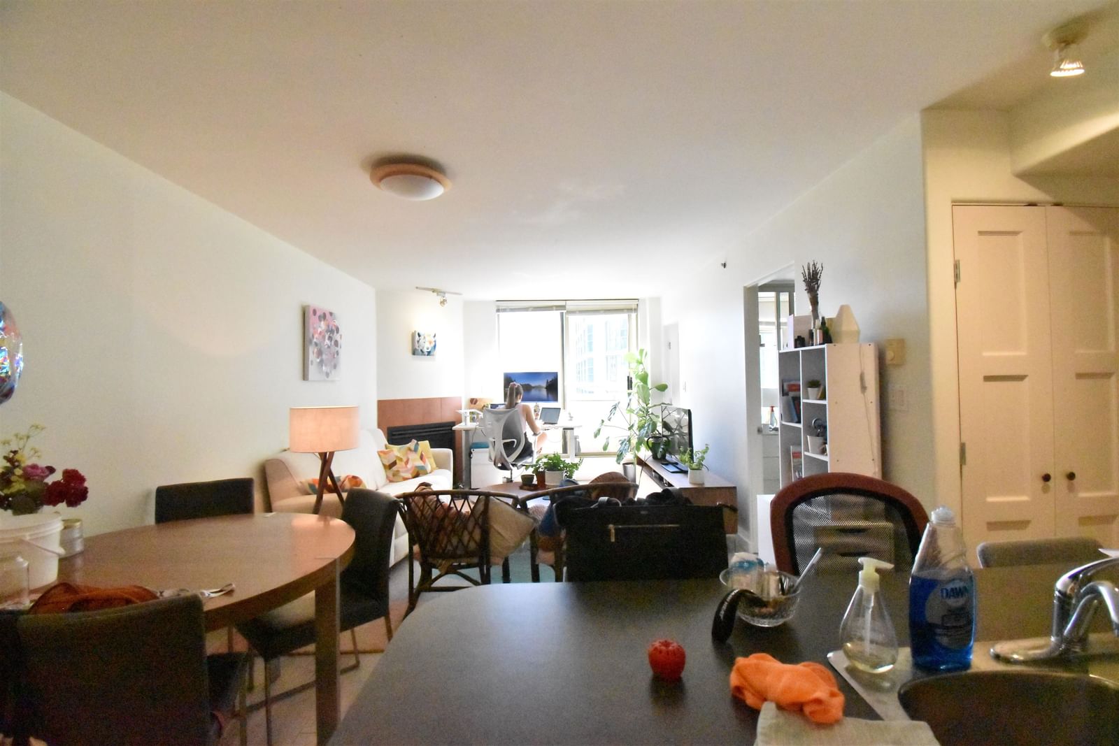 Listing Image 6