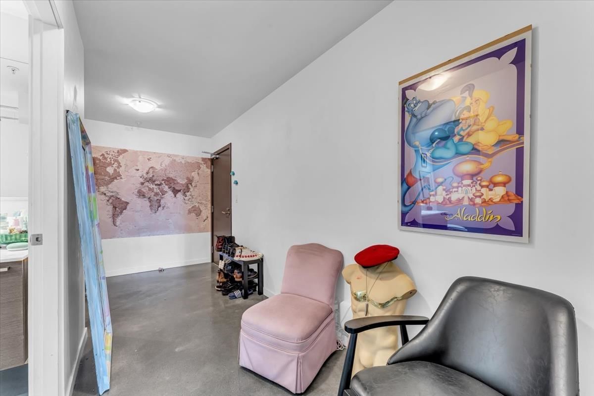 Listing Image 23