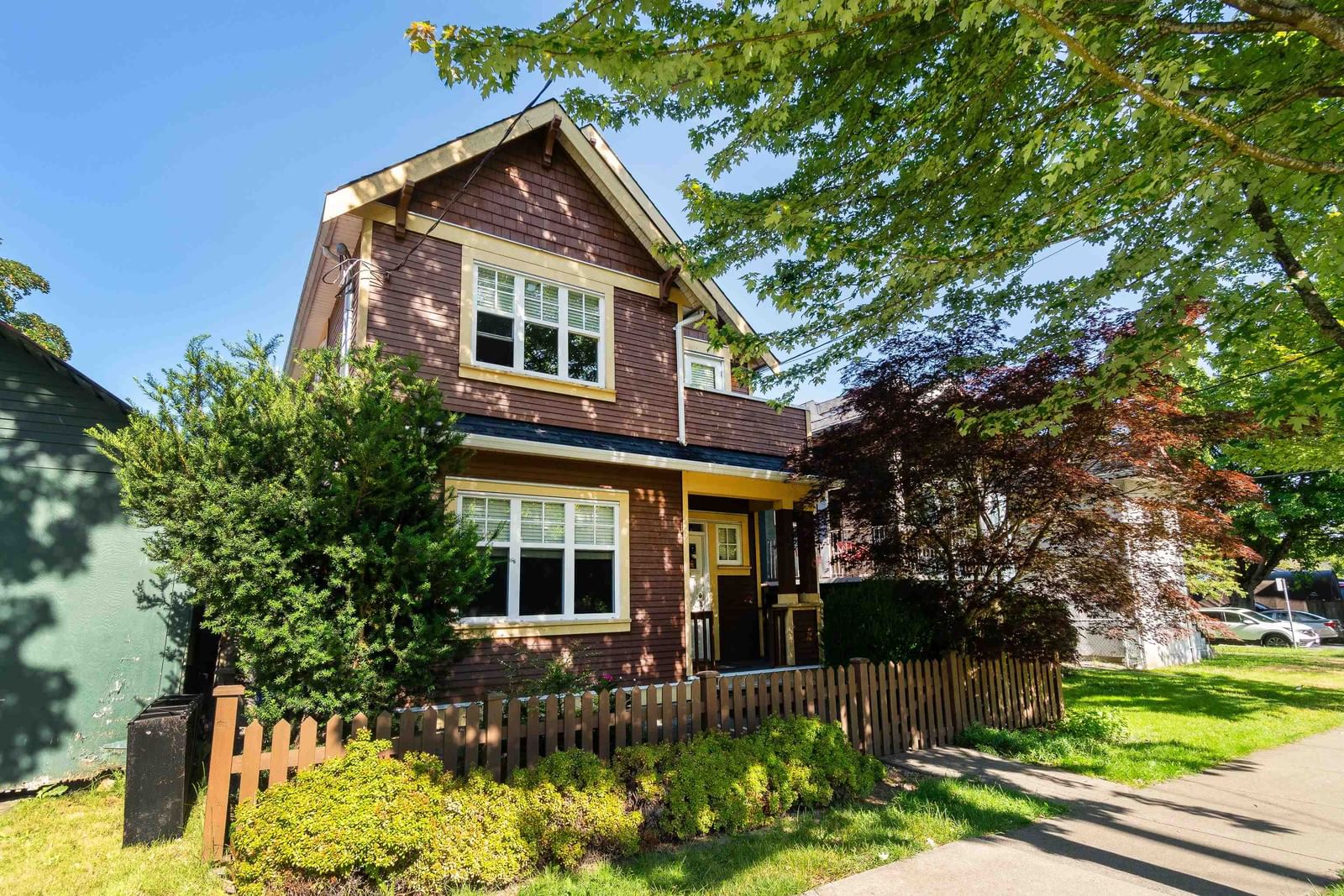 Listing Image 1