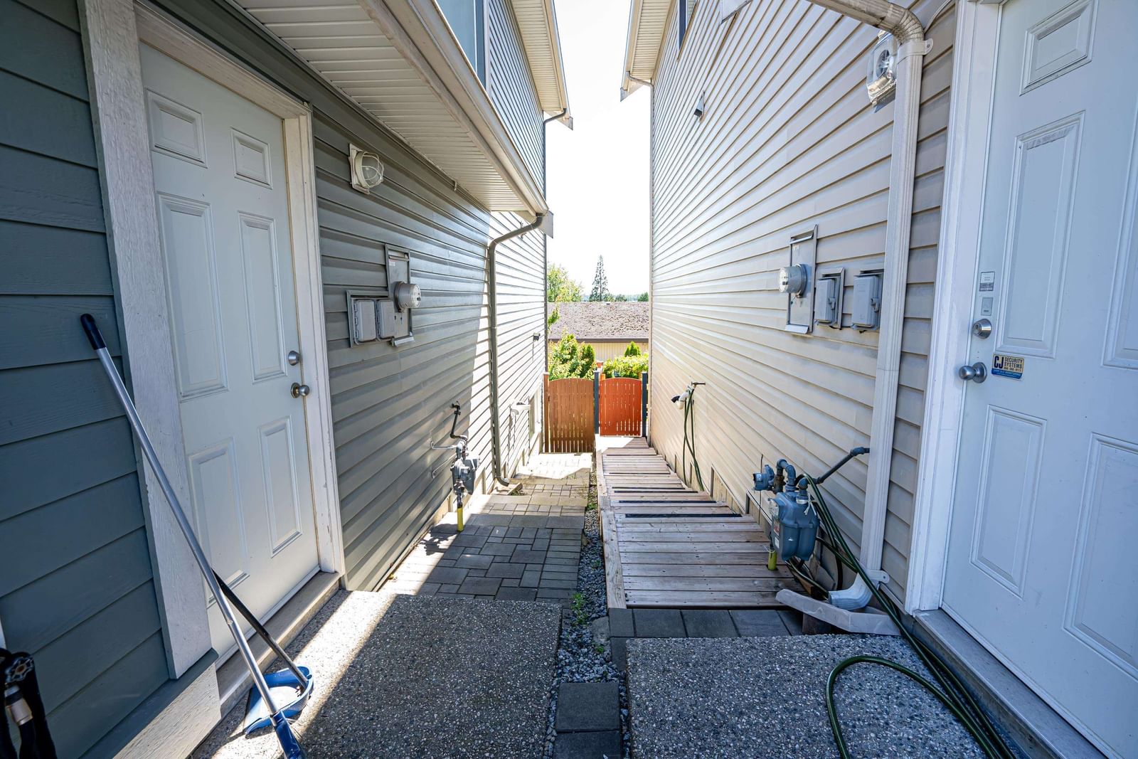 Listing Image 27