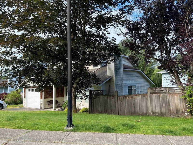 22136 River Bend, Maple Ridge, V2X 9G3 | Image 2