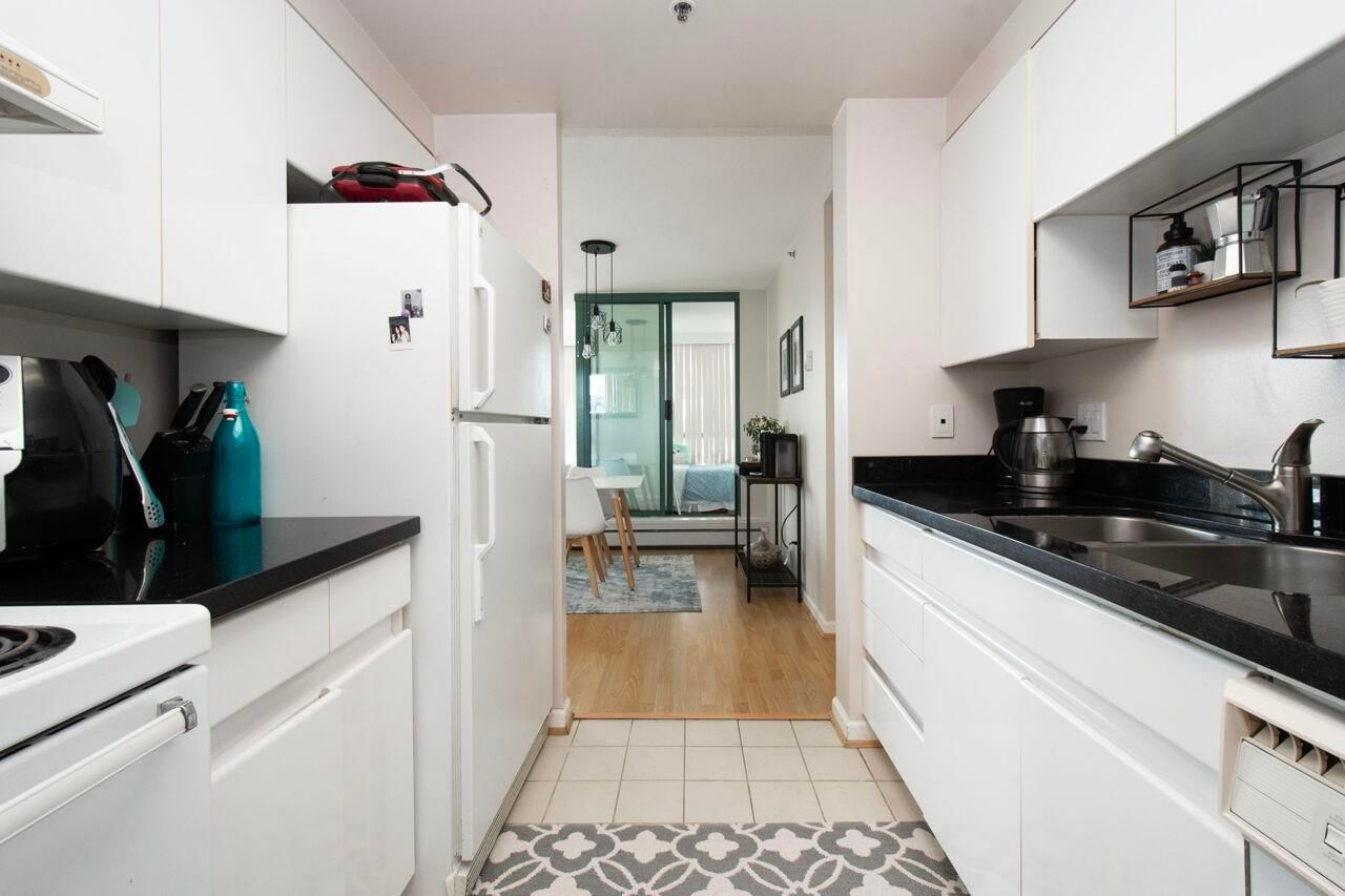 Listing Image 16