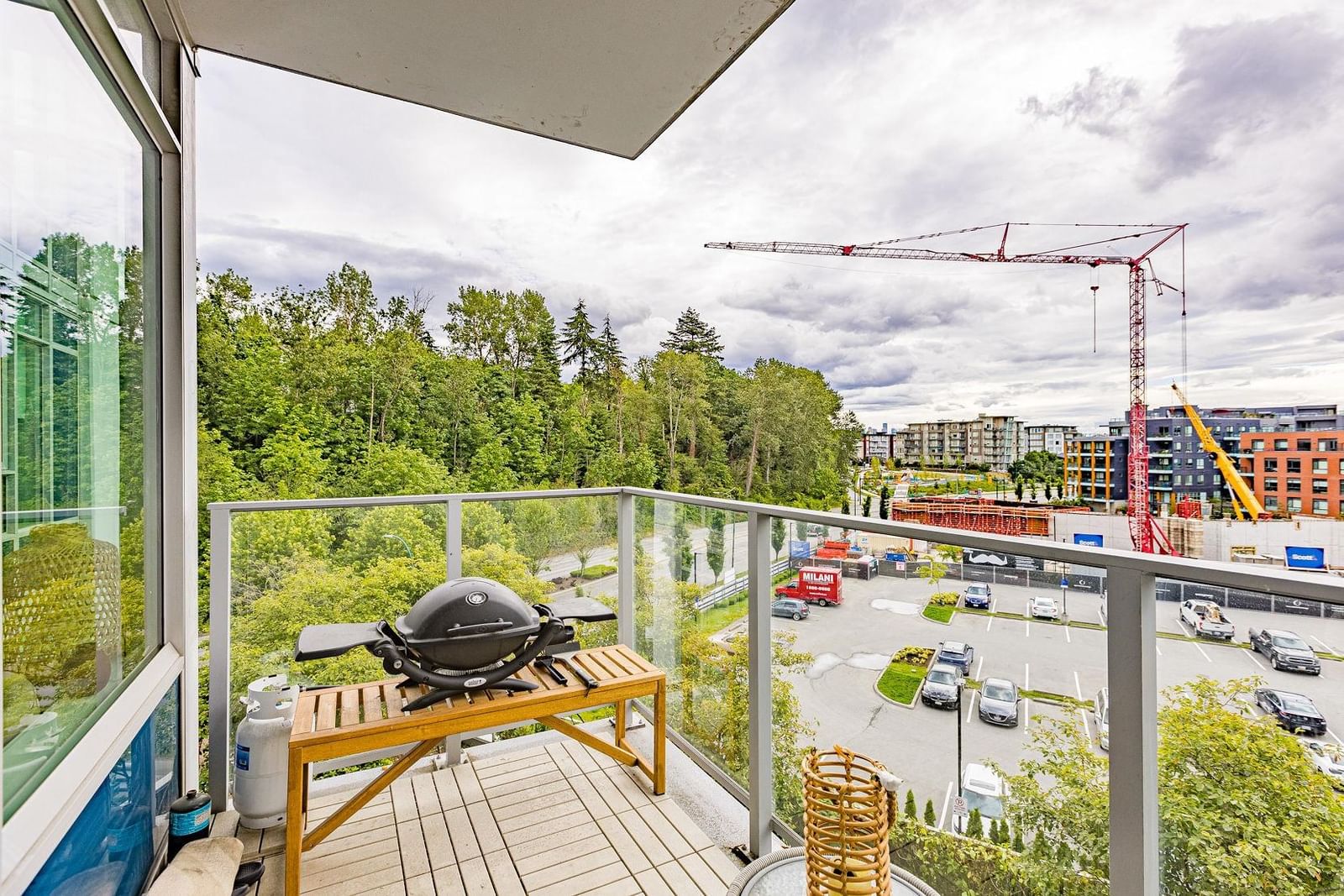 Listing Image 9