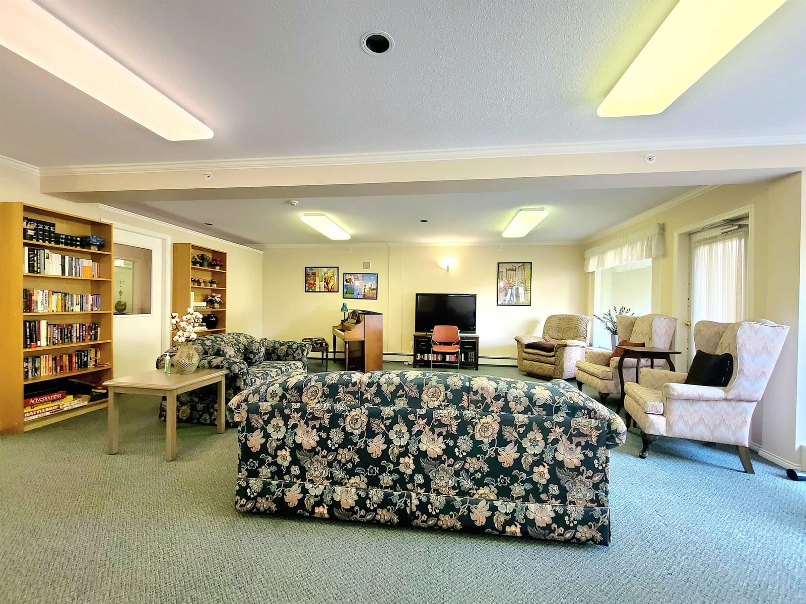 Listing Image 17