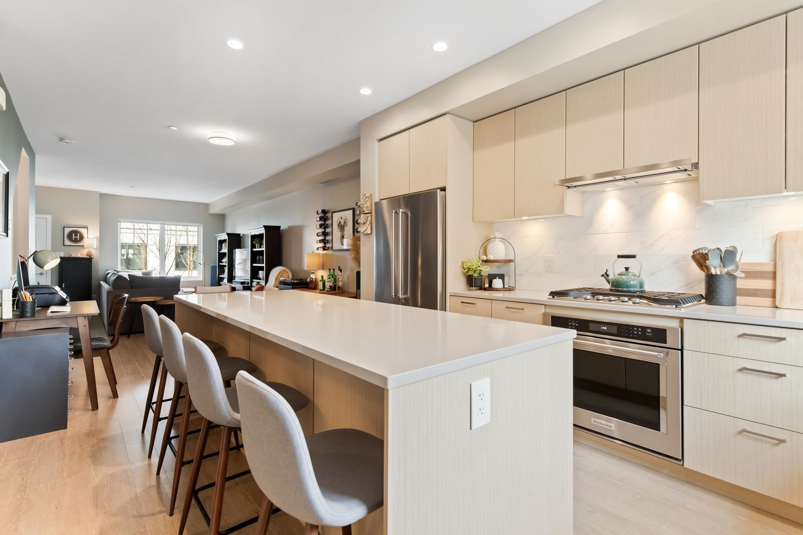 Listing Image 15