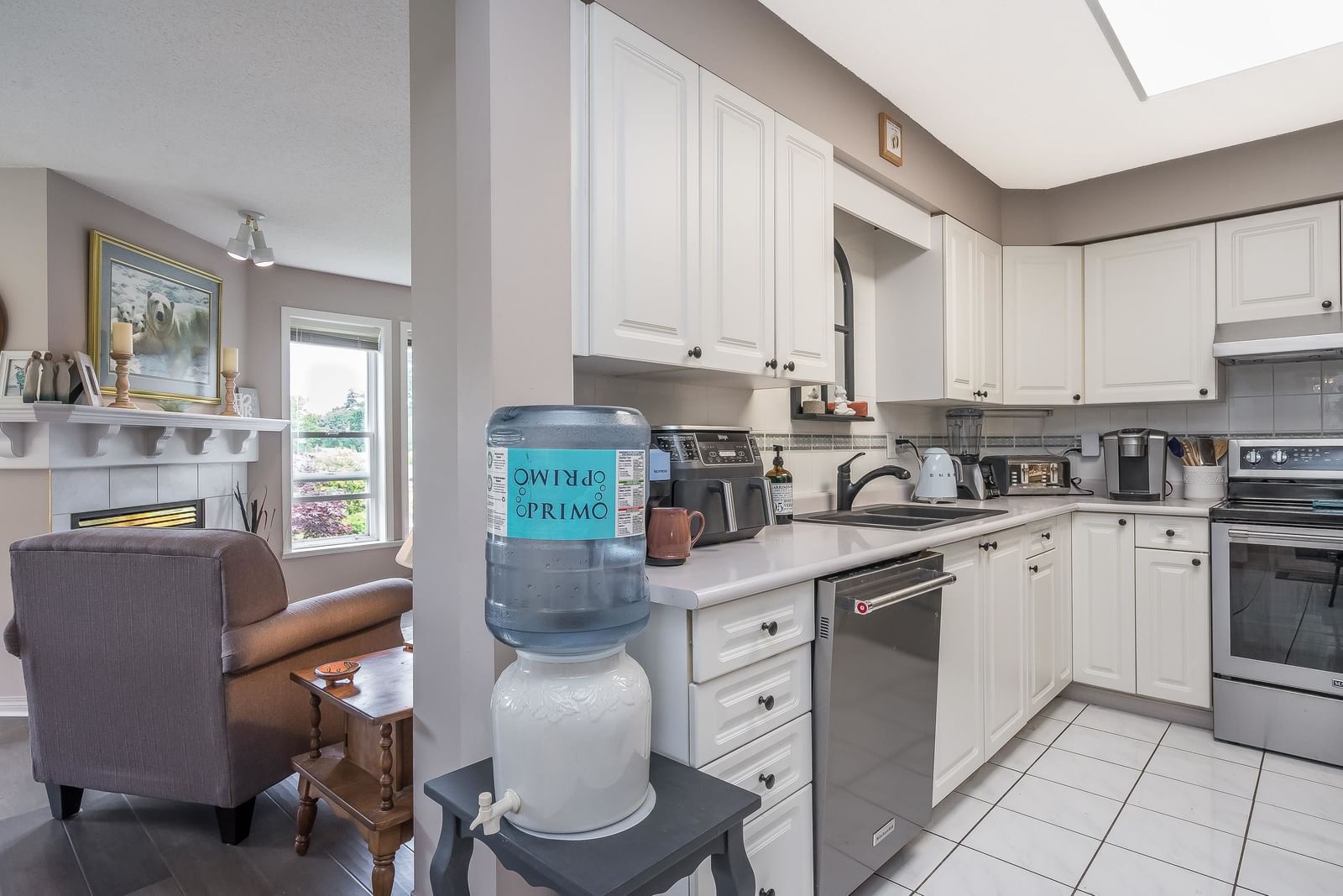 Listing Image 19