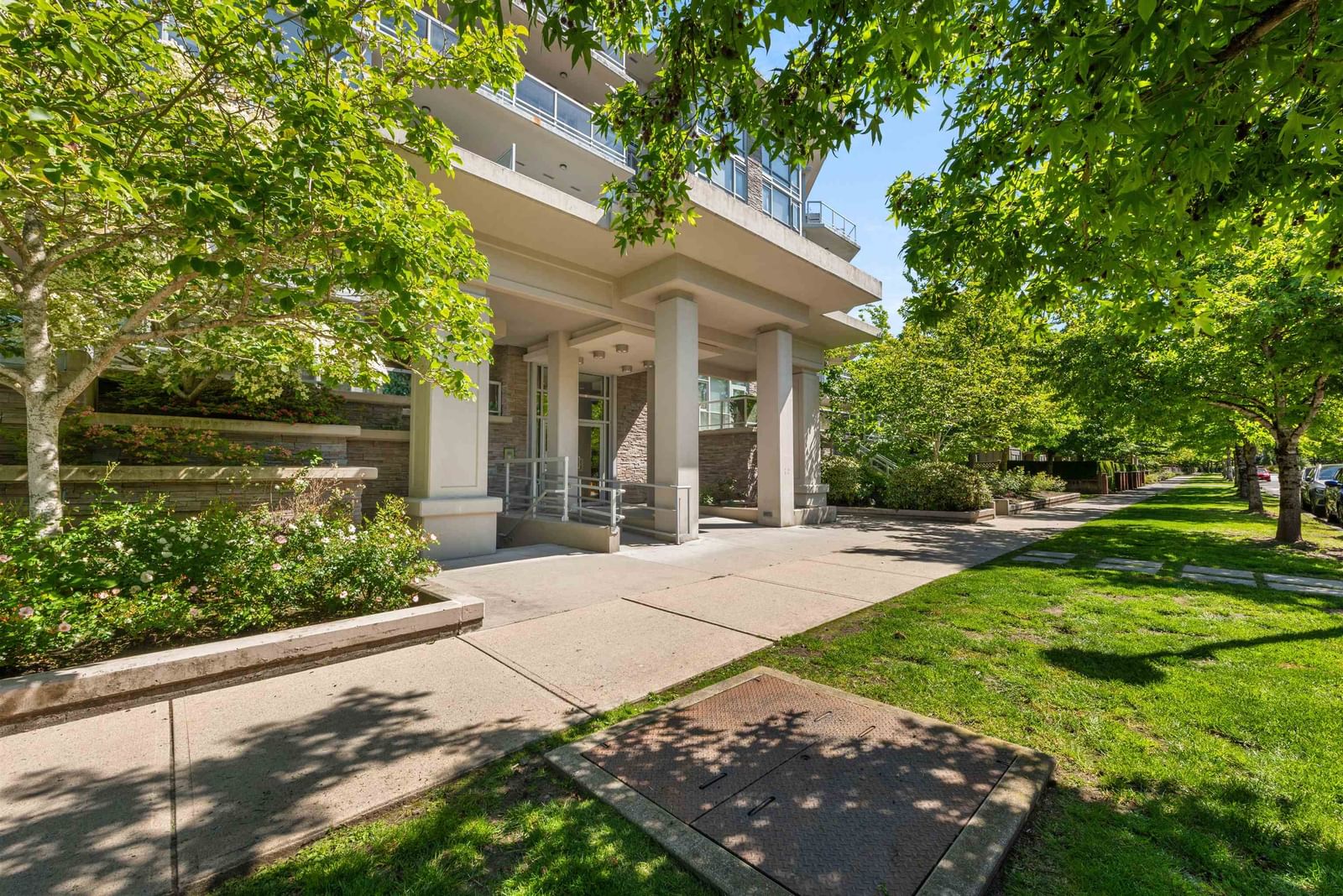 Listing Image 15