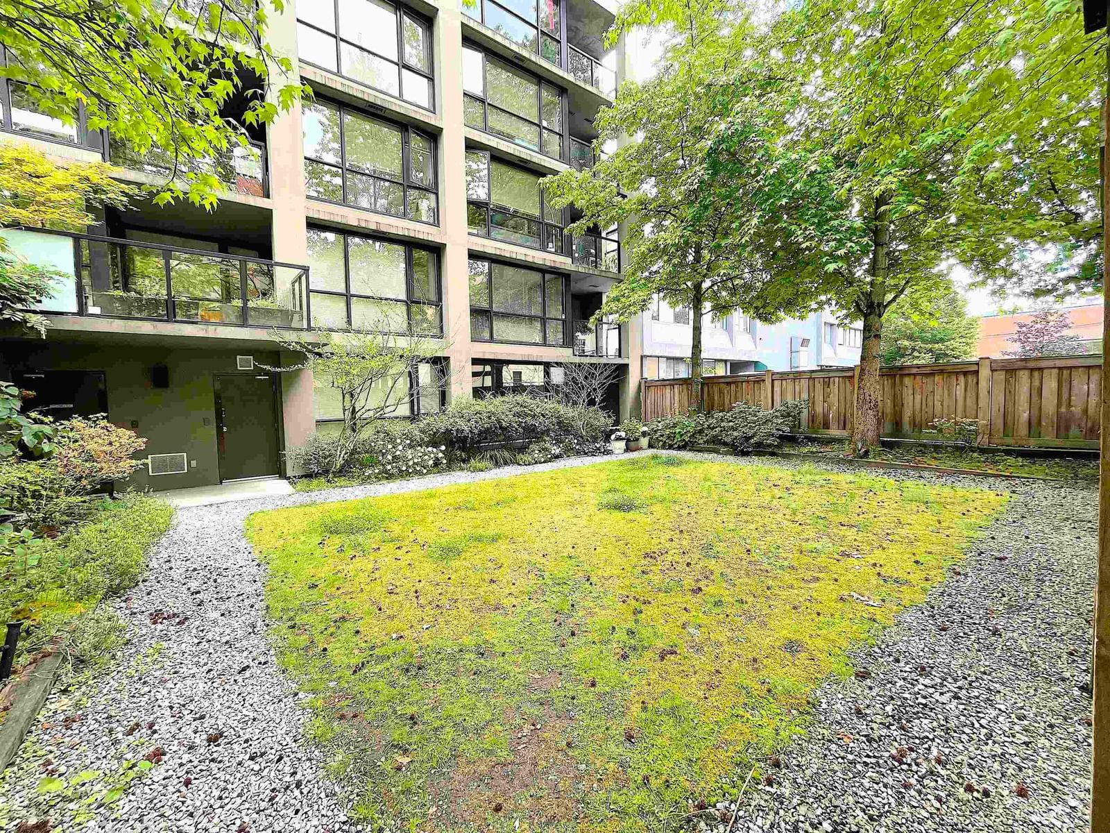 Listing Image 25