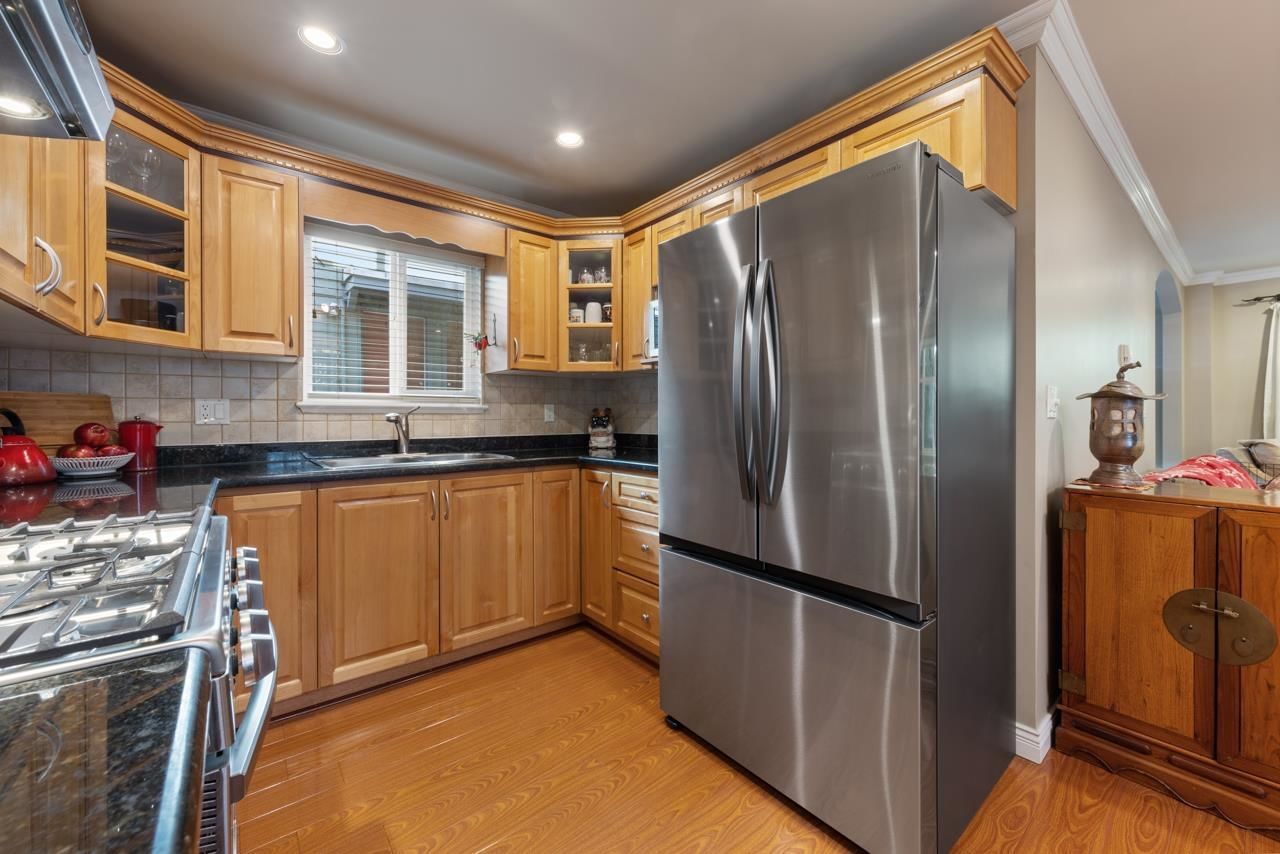 Listing Image 16