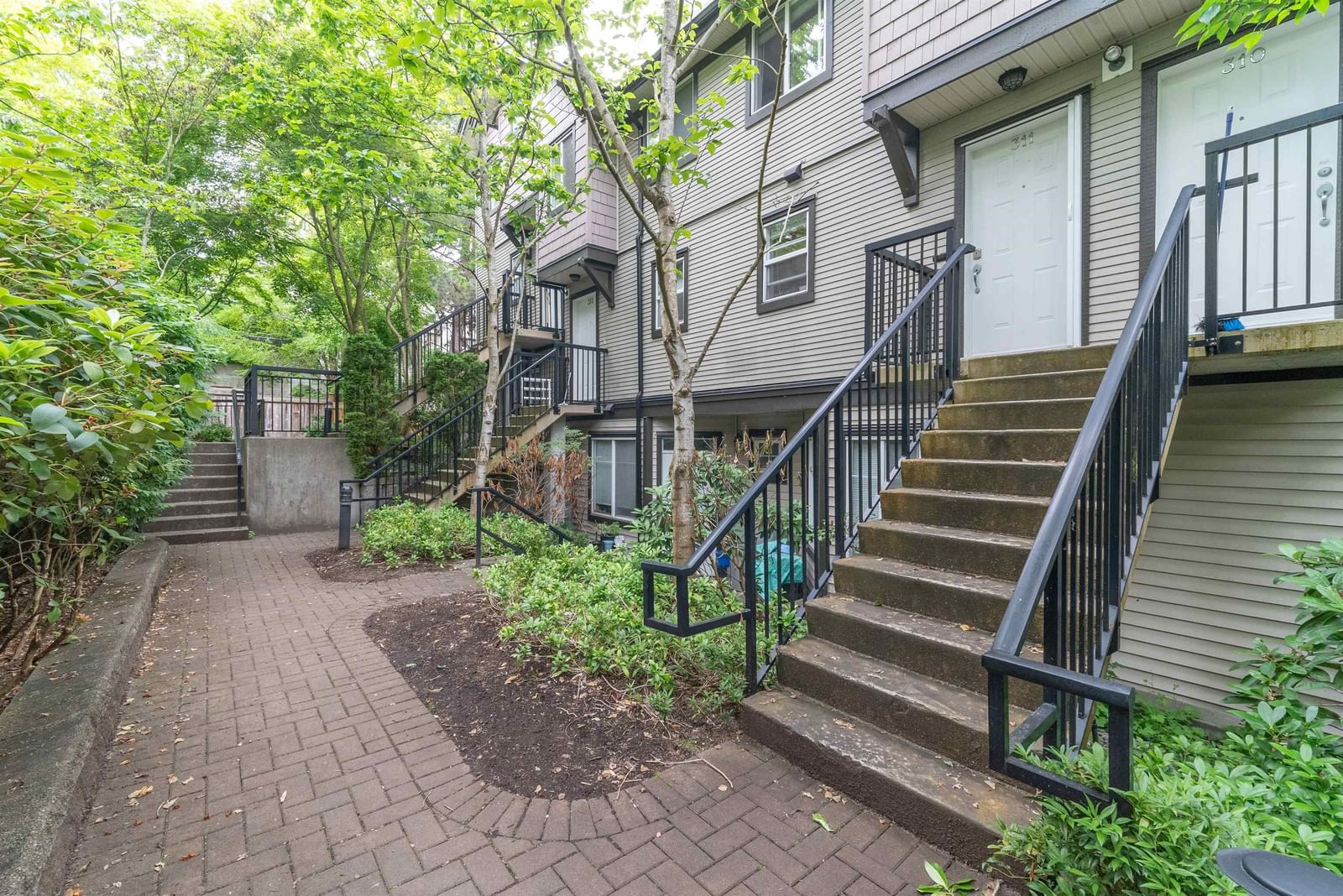 Listing Image 21