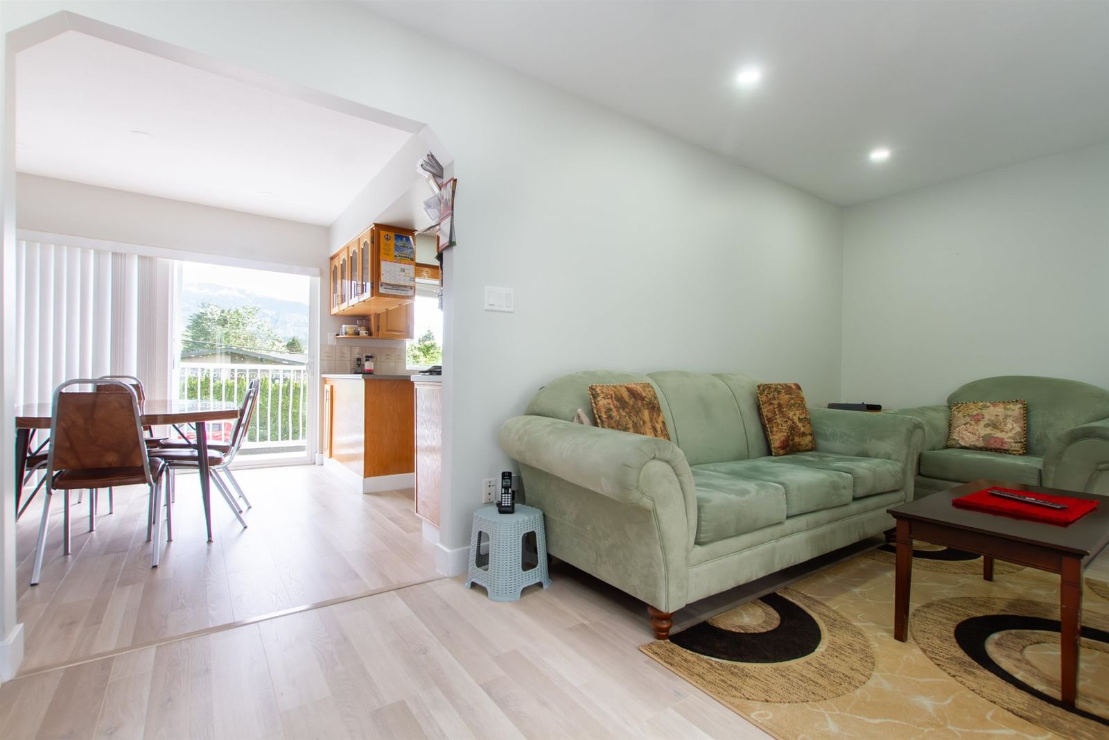 Listing Image 16