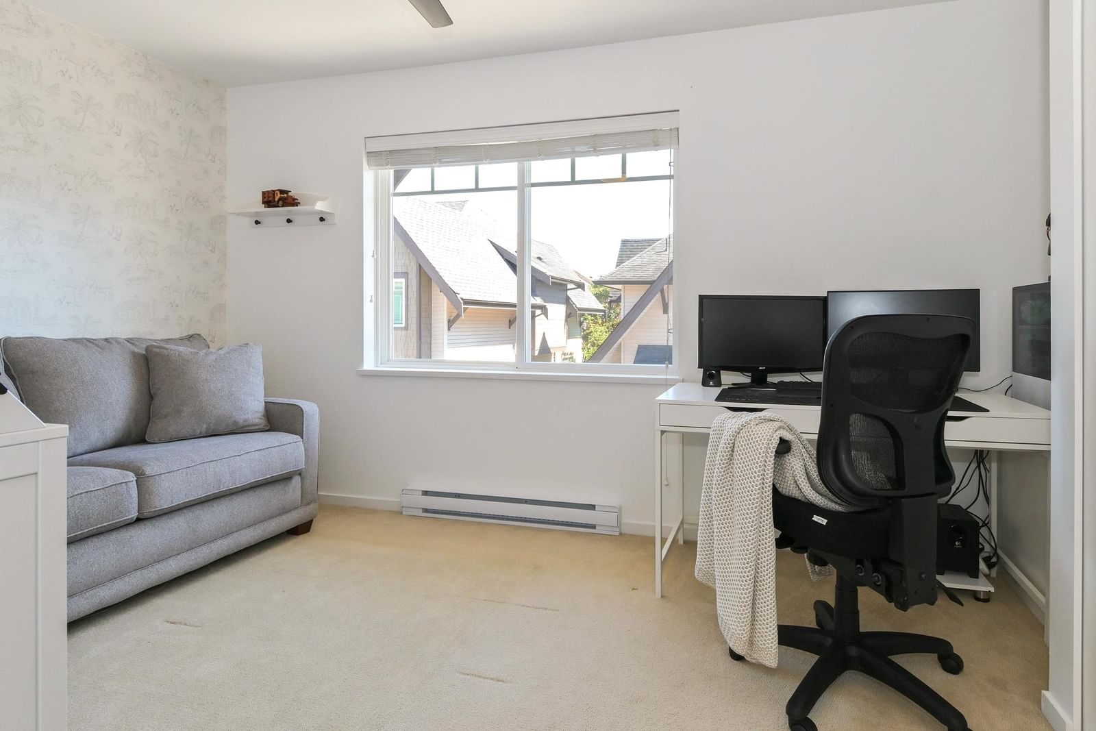 Listing Image 17