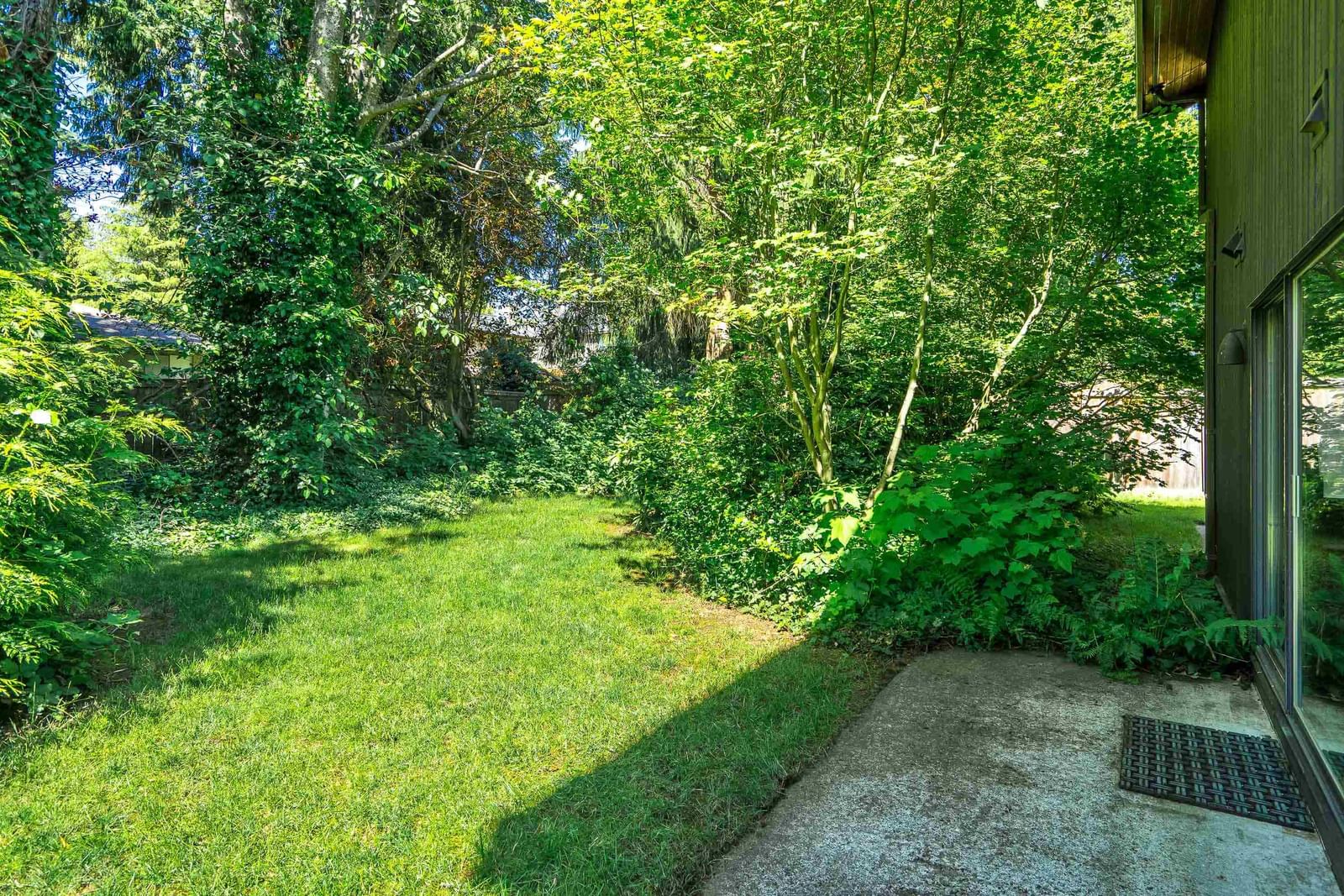 Listing Image 24