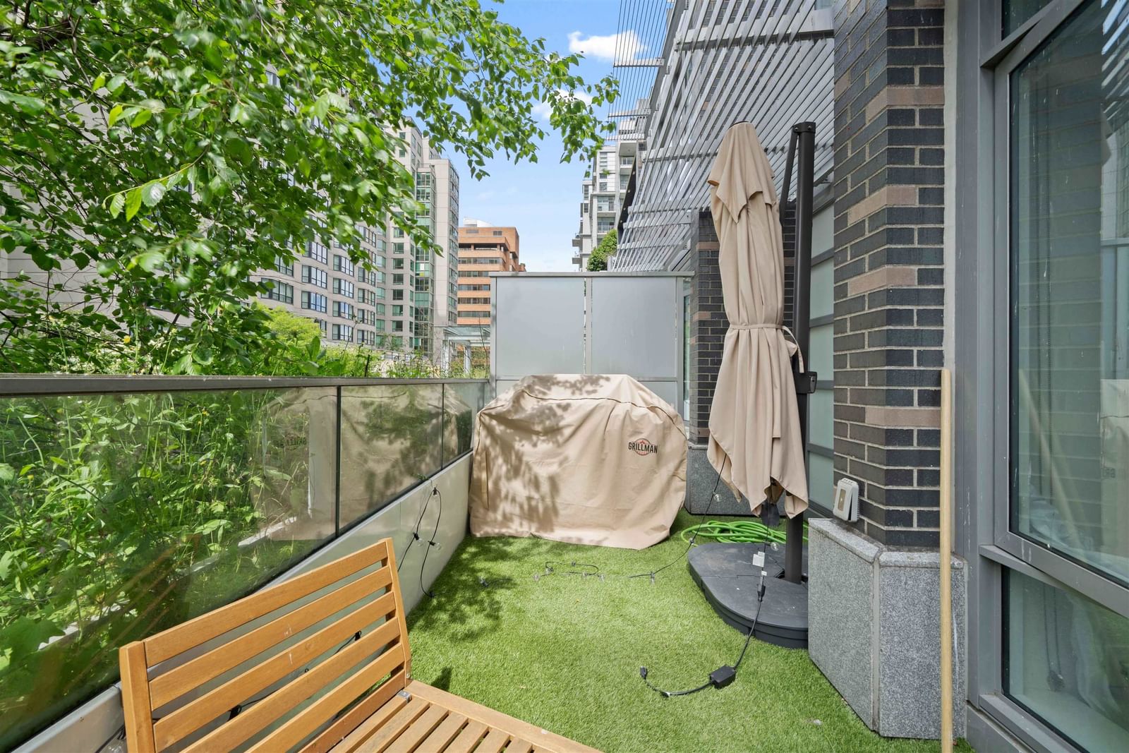 Listing Image 19
