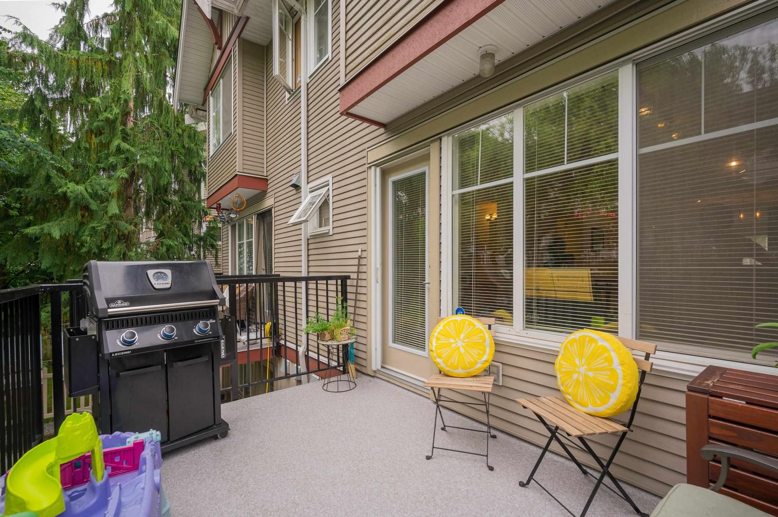 Listing Image 18