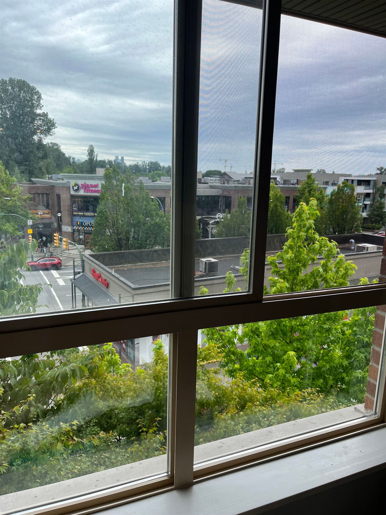 Listing Image 10