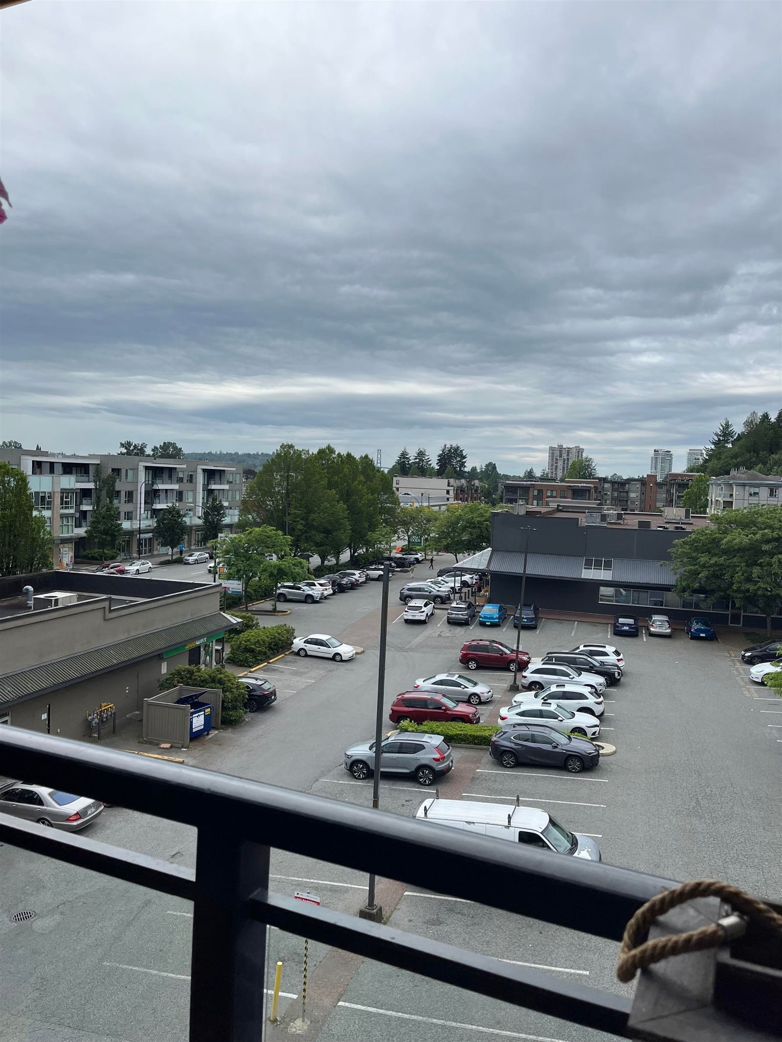 Listing Image 14