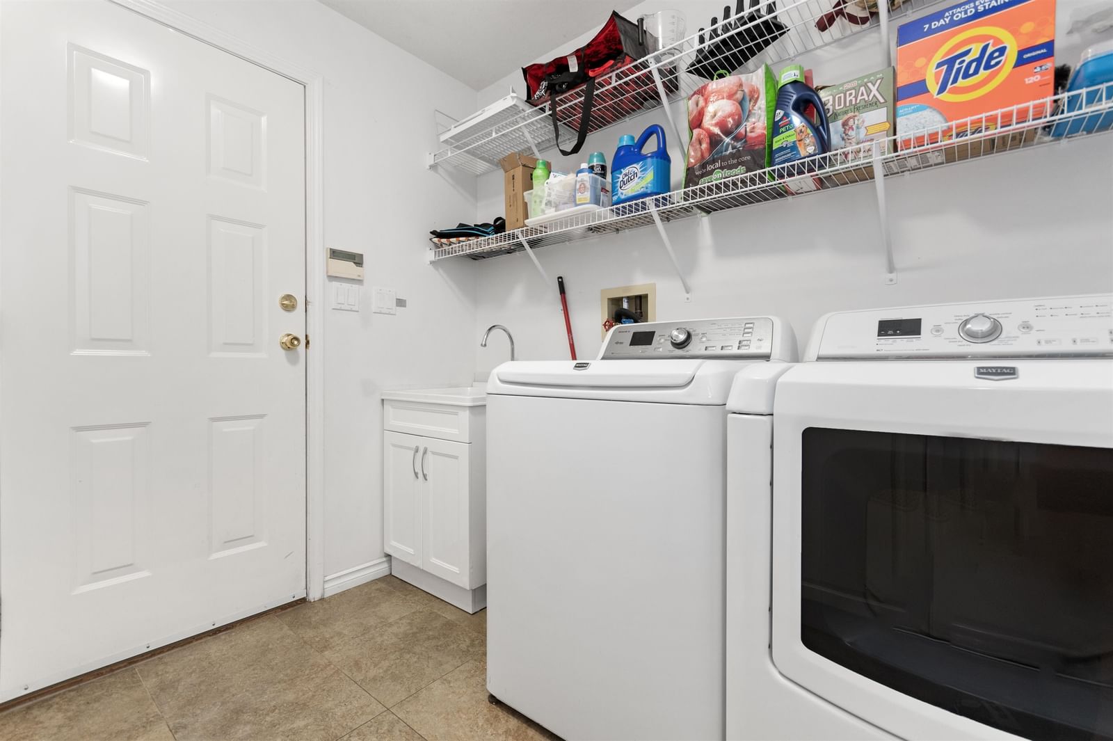 Listing Image 18