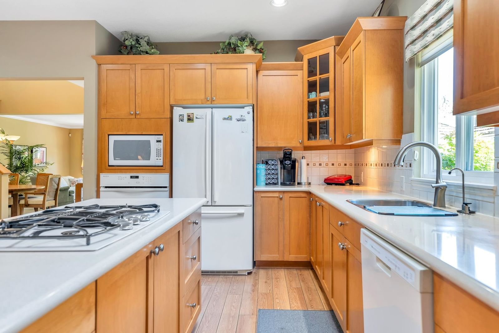 Listing Image 13