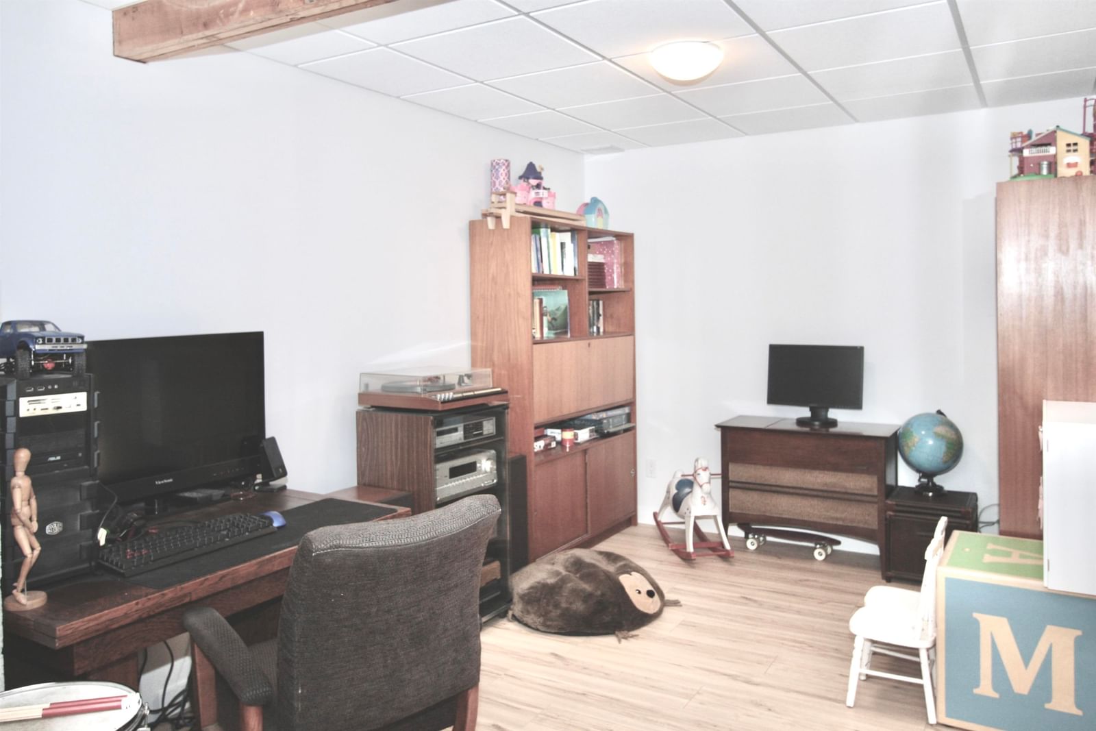 Listing Image 27