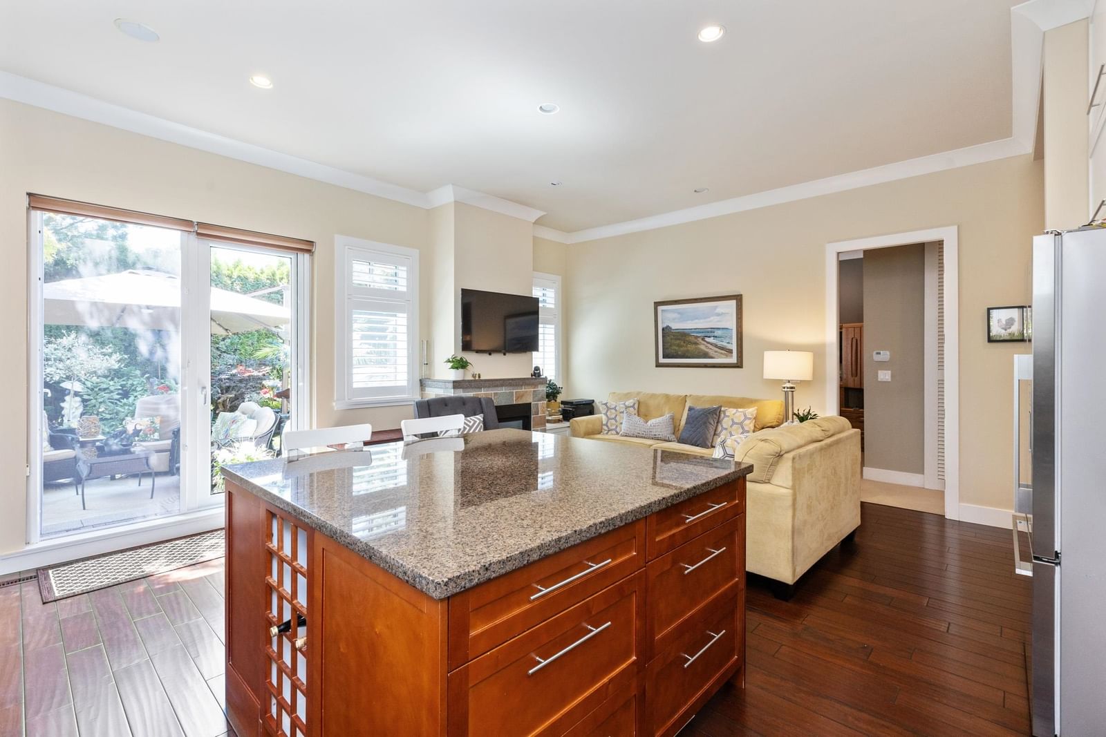Listing Image 13