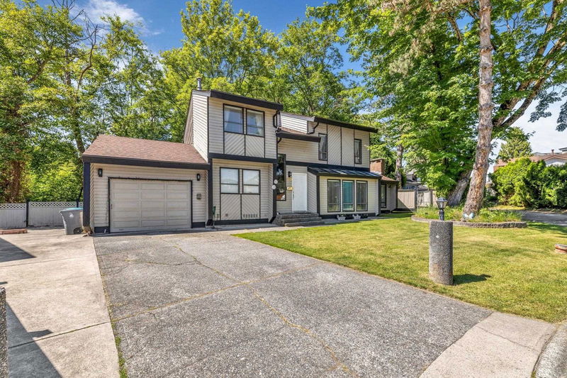 13719 Glen Place, Surrey, British Columbia (MLS R2899331)