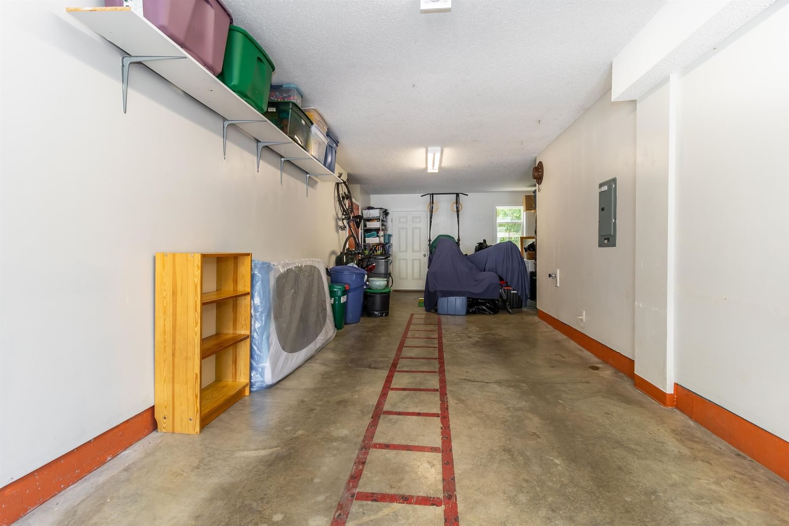 Listing Image 28