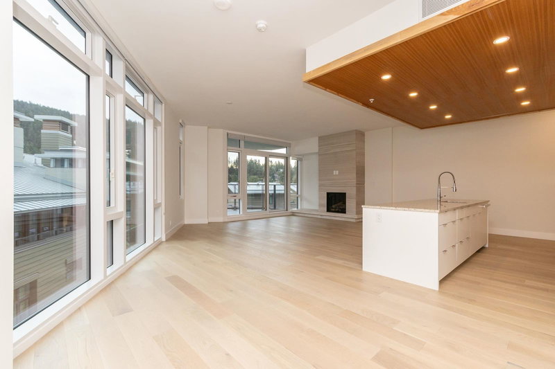 401 - 6687 Nelson Avenue, West Vancouver, V7W 2B2 | Image 2