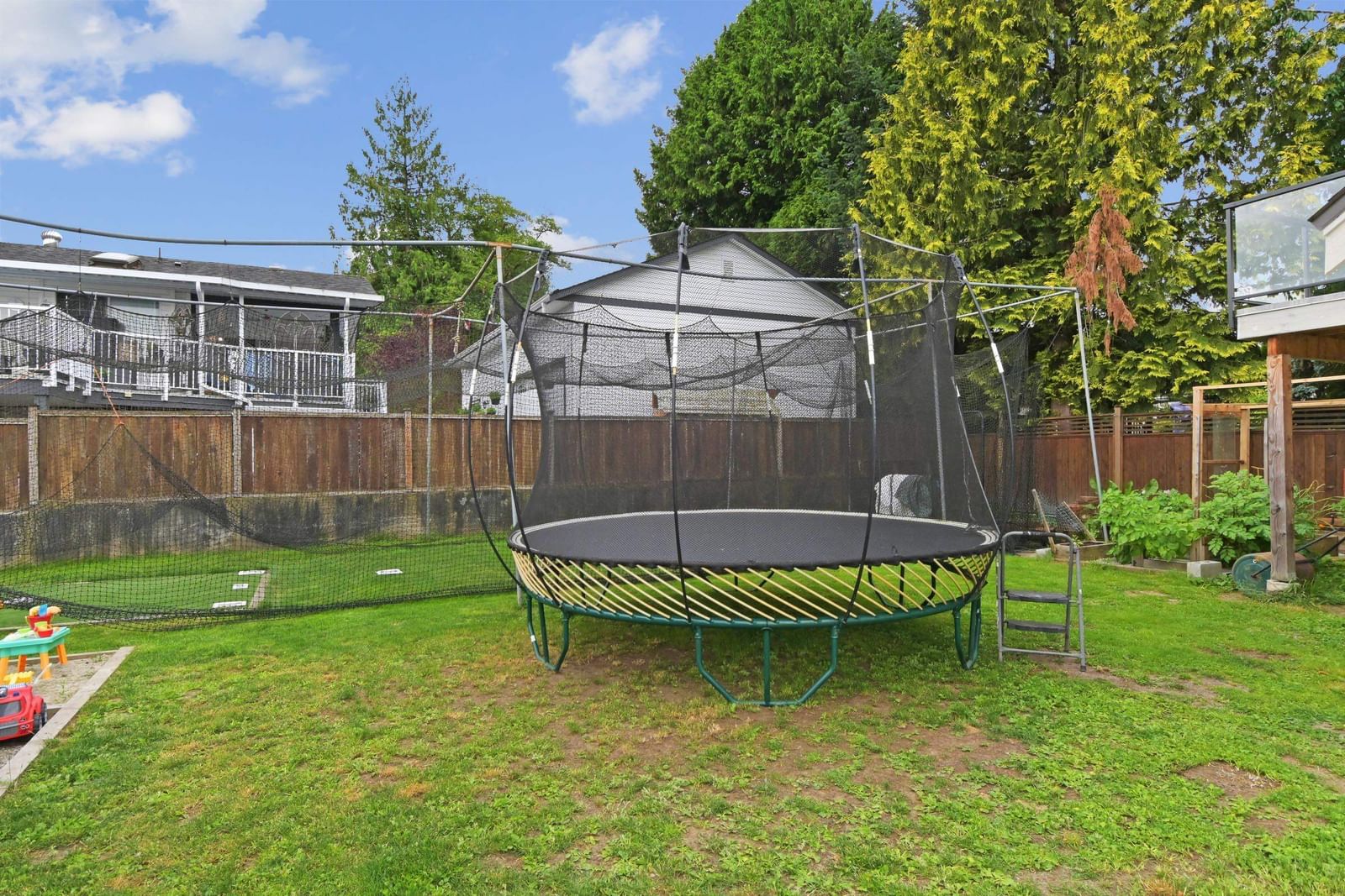 Listing Image 20