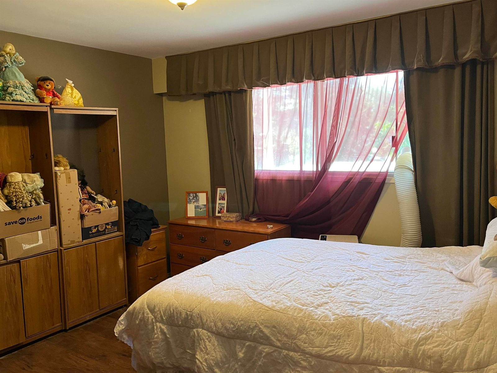 Listing Image 10