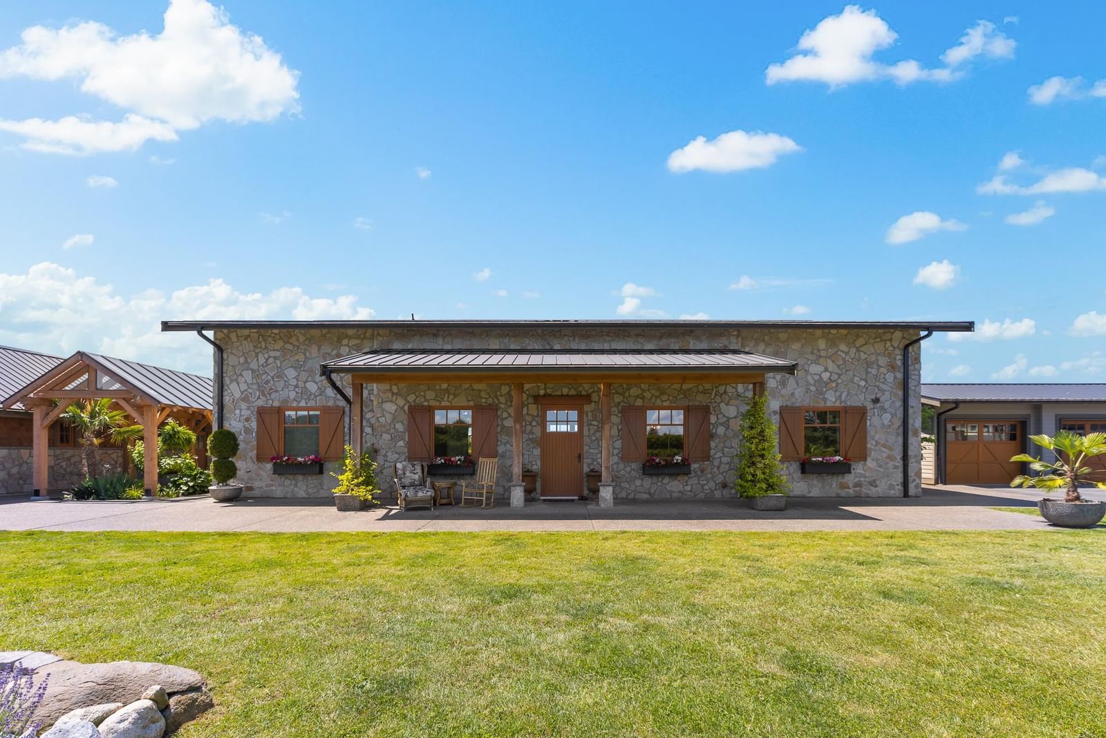Listing Image 21