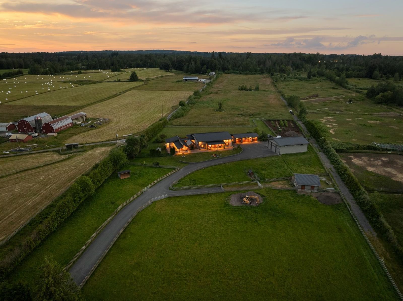 Listing Image 9