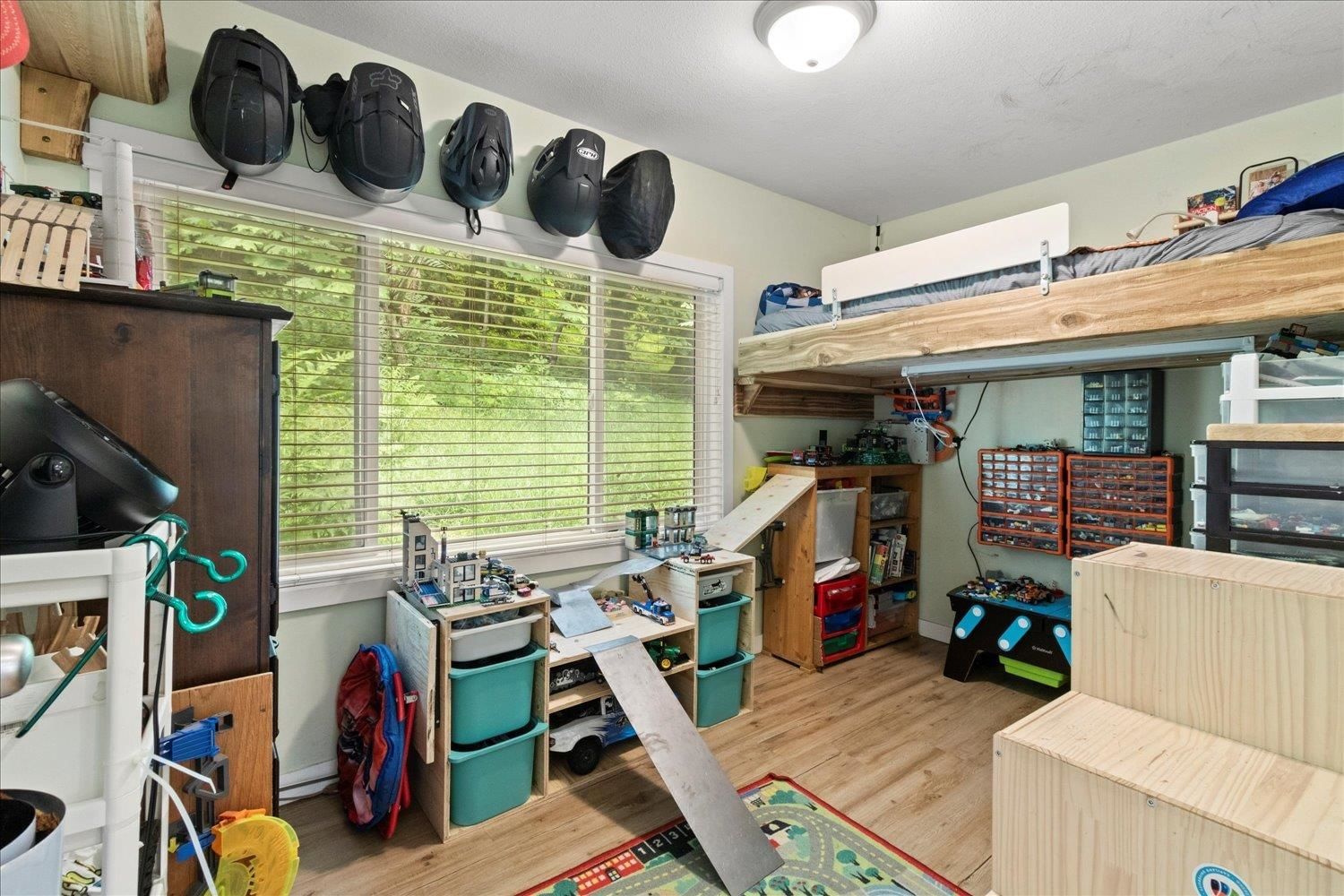 Listing Image 18