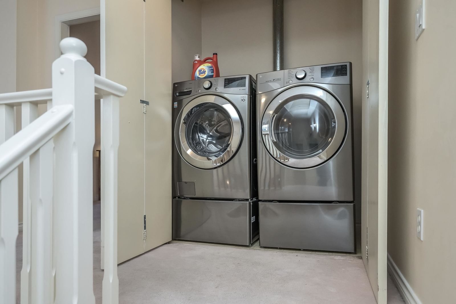 Listing Image 32