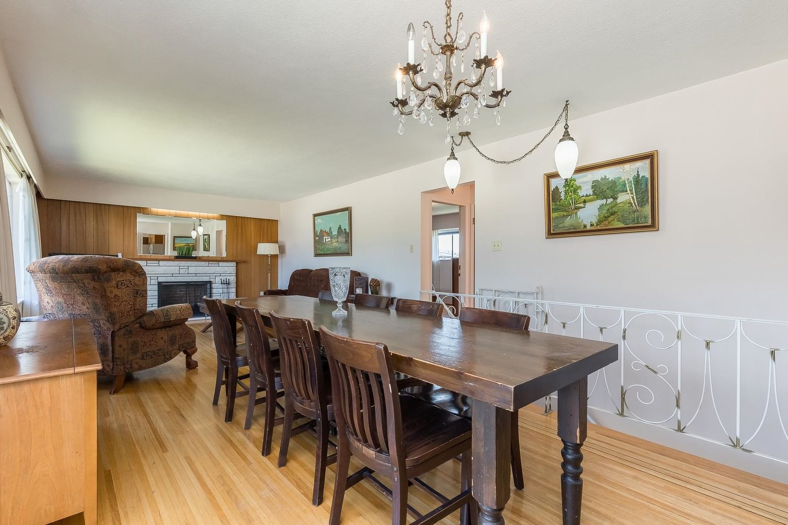 Listing Image 19