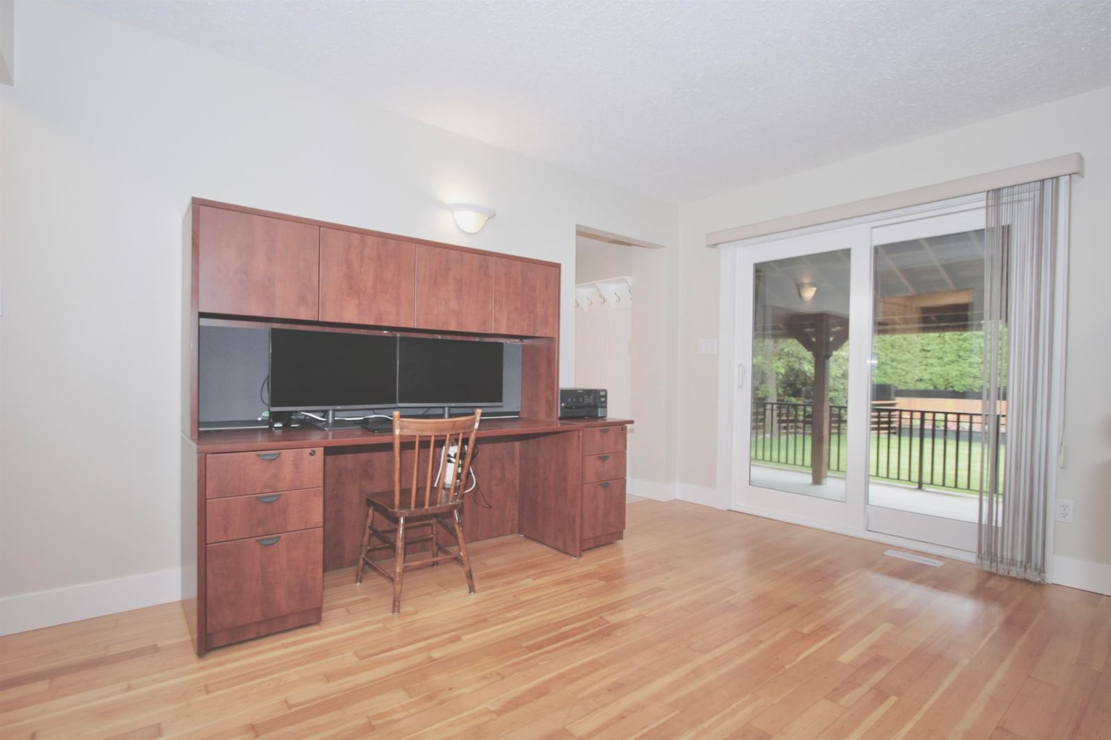 Listing Image 23