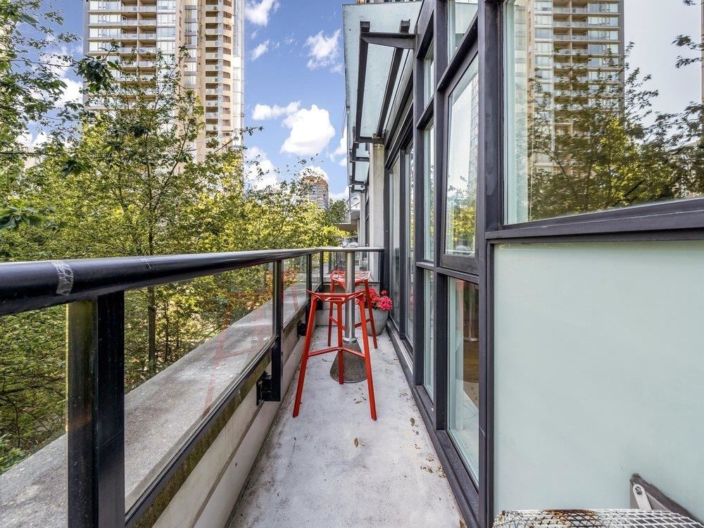 Listing Image 18