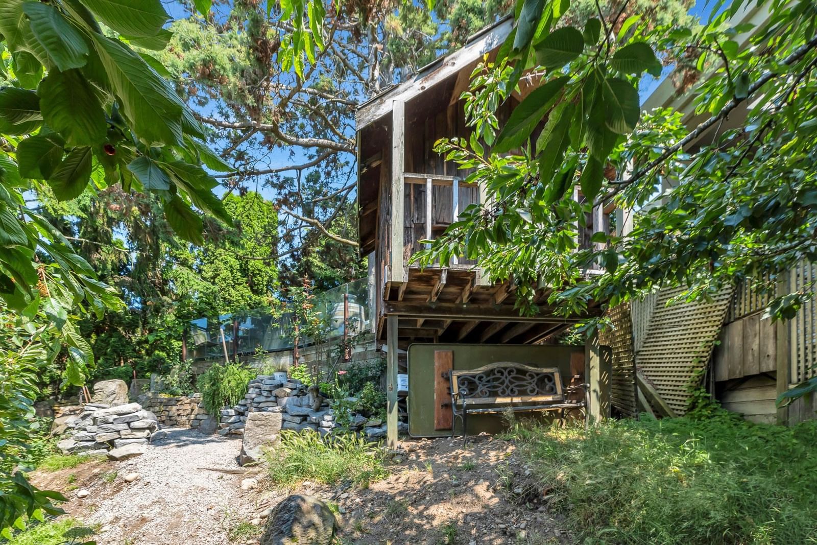 Listing Image 9