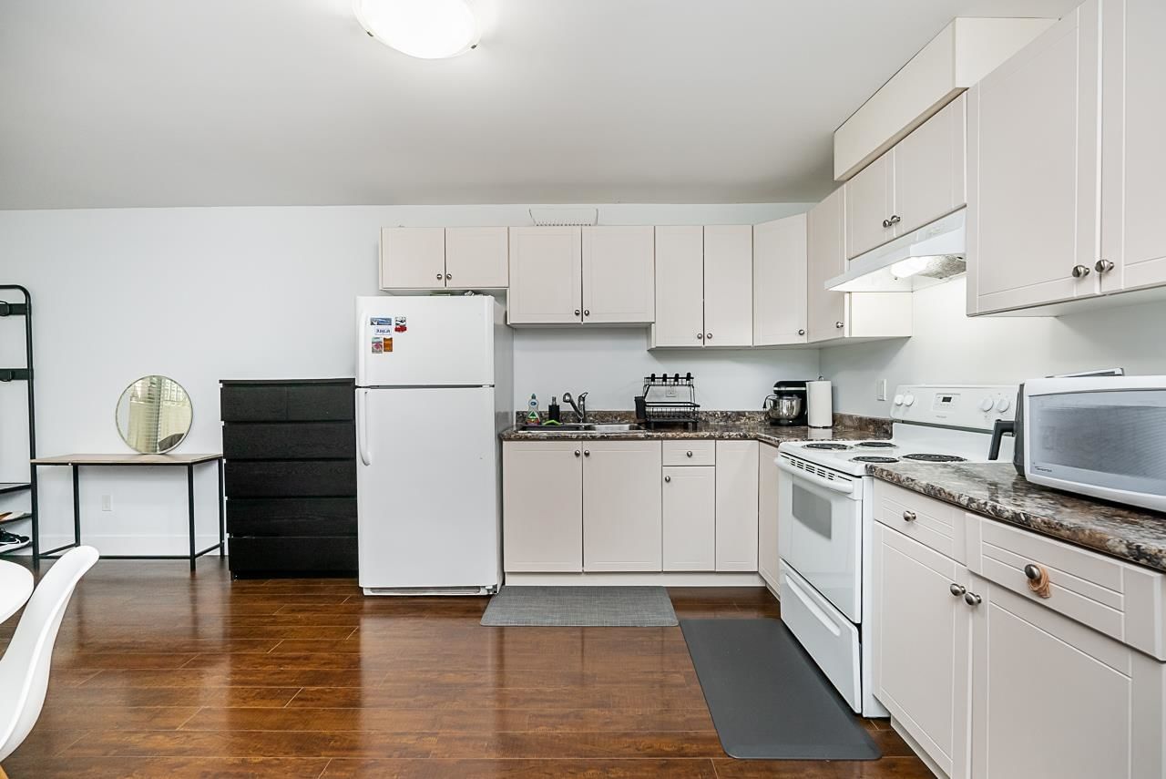 Listing Image 21