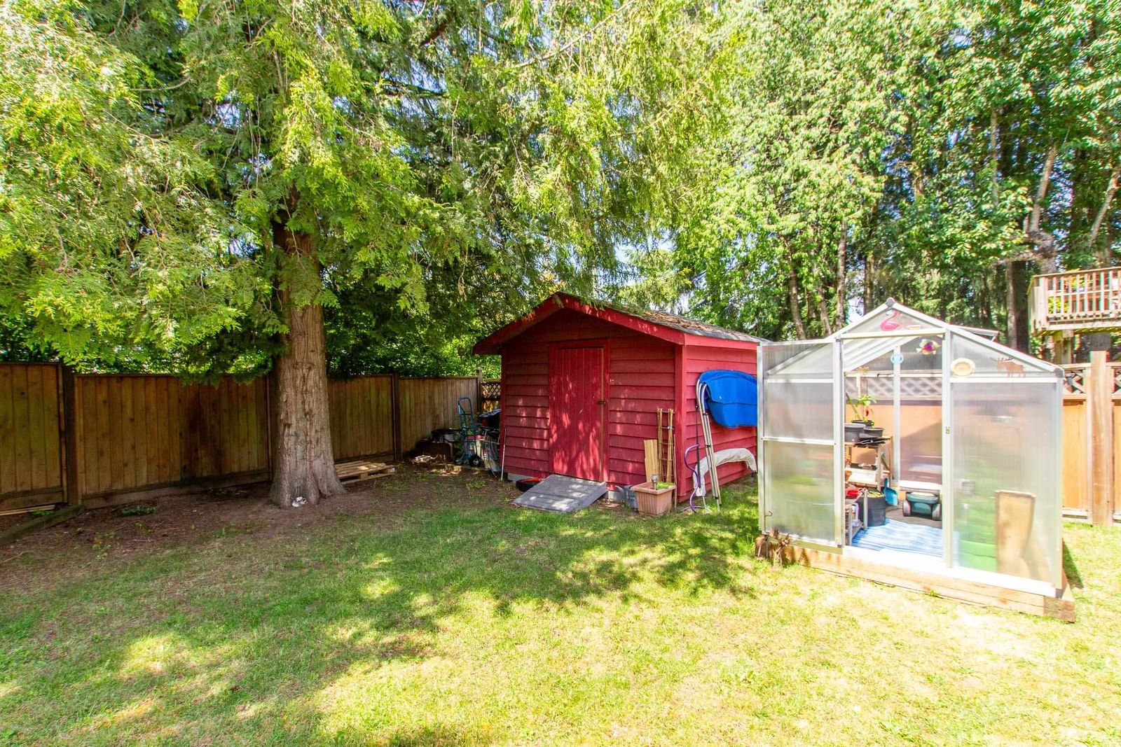Listing Image 11