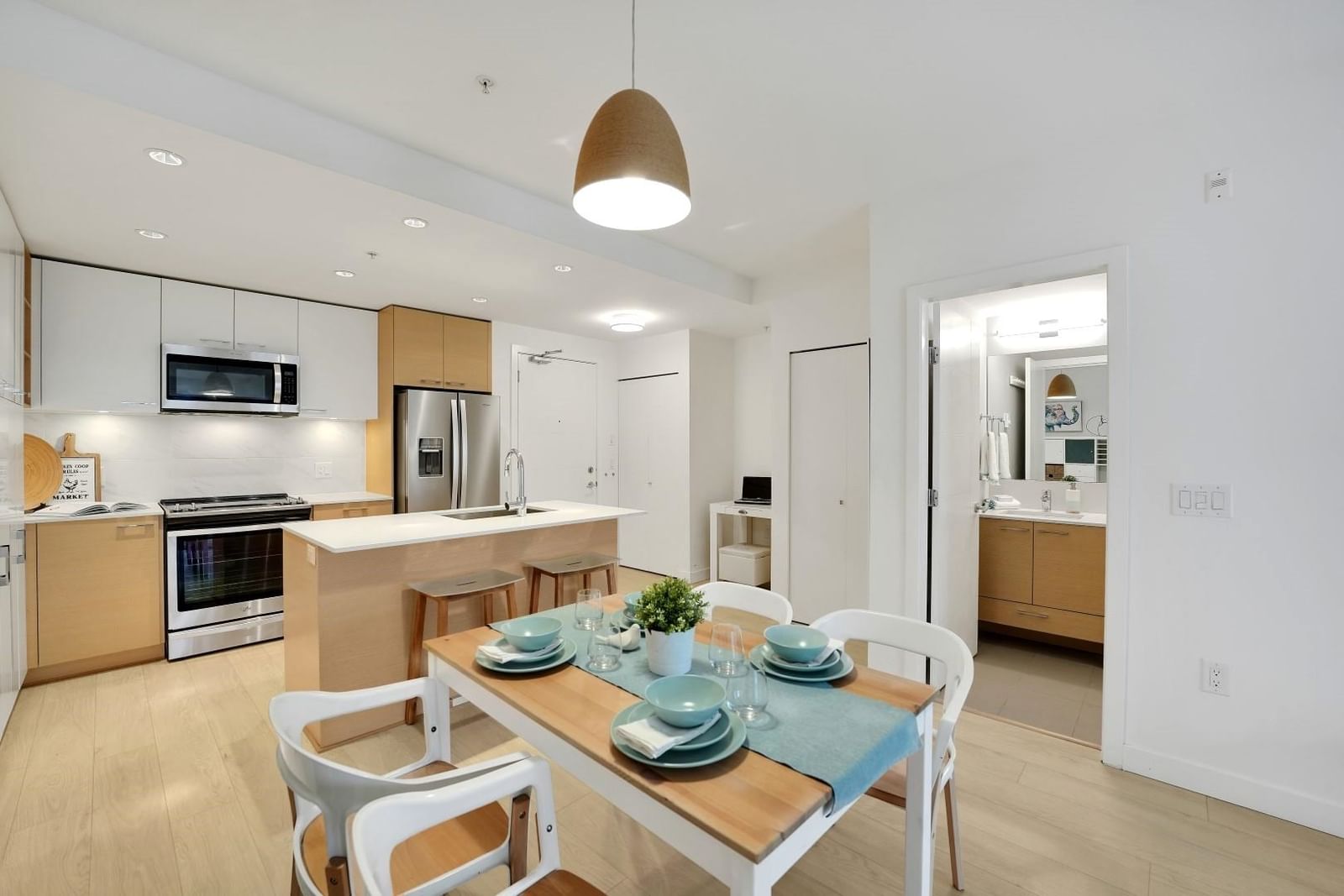 Listing Image 10