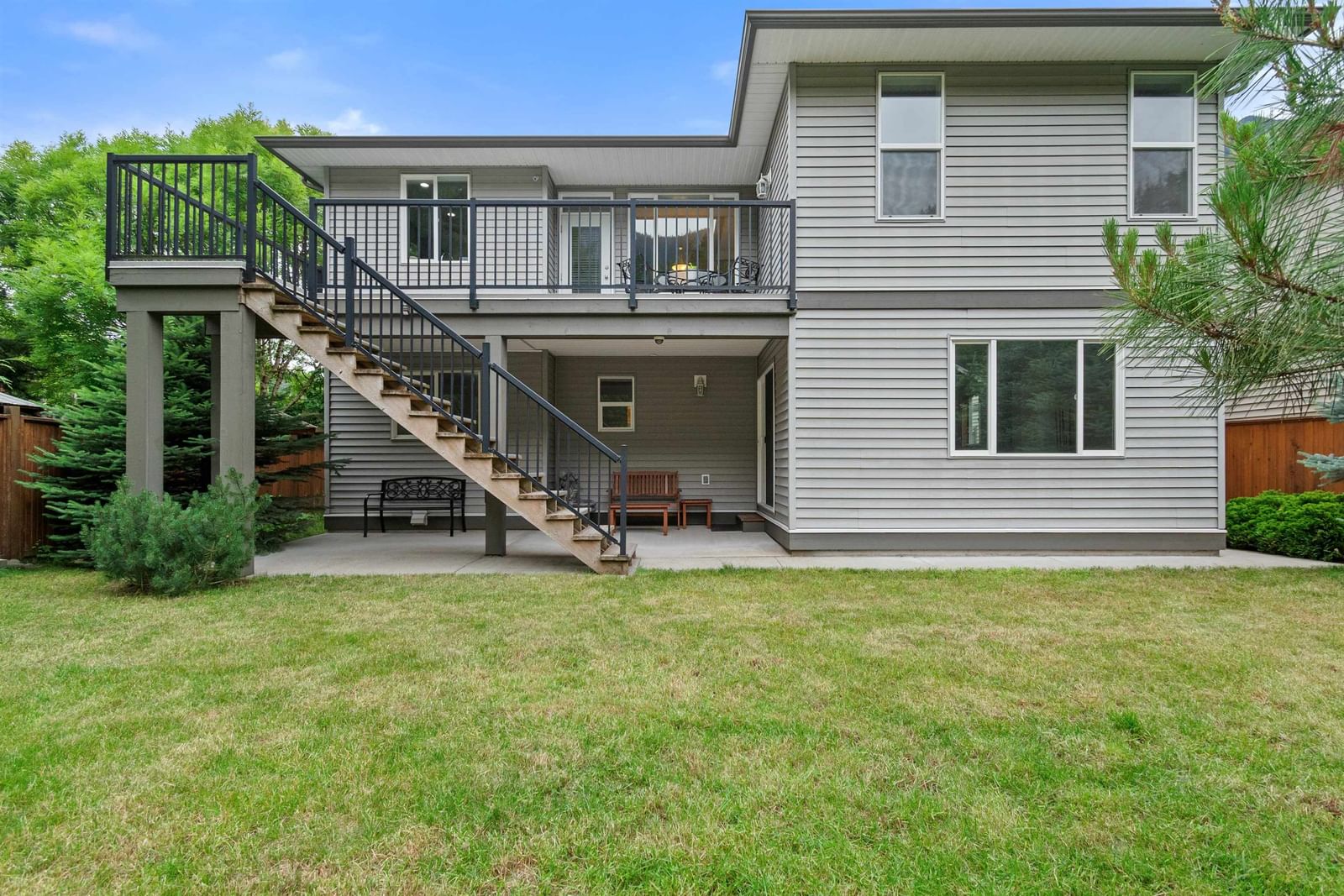 Listing Image 8