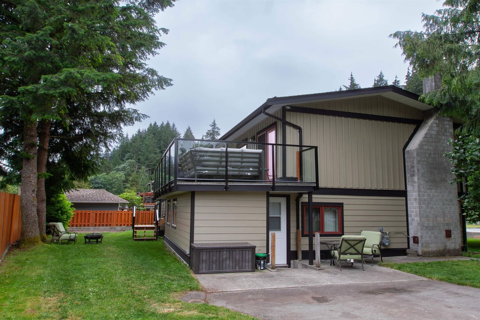 Listing Image 7