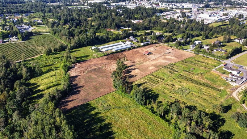 2737 Lock Street, Abbotsford, V4X 1J6 | Image 2