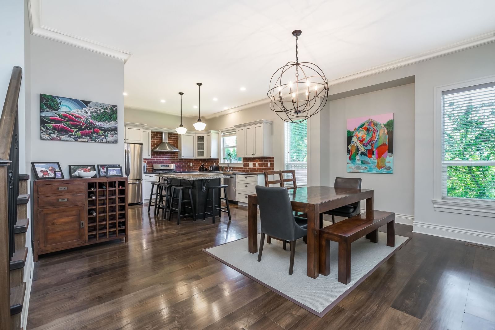 Listing Image 9