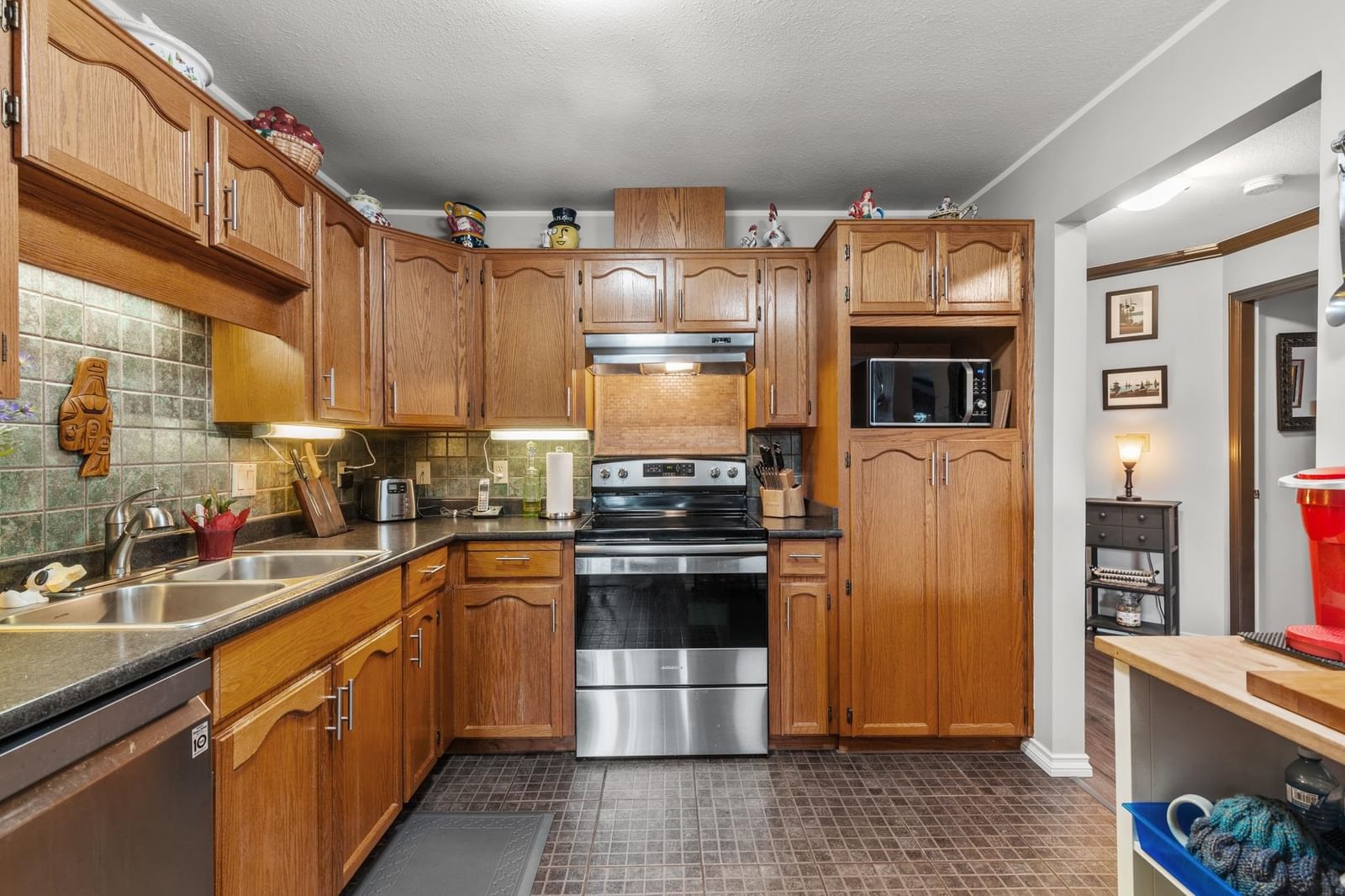 Listing Image 15