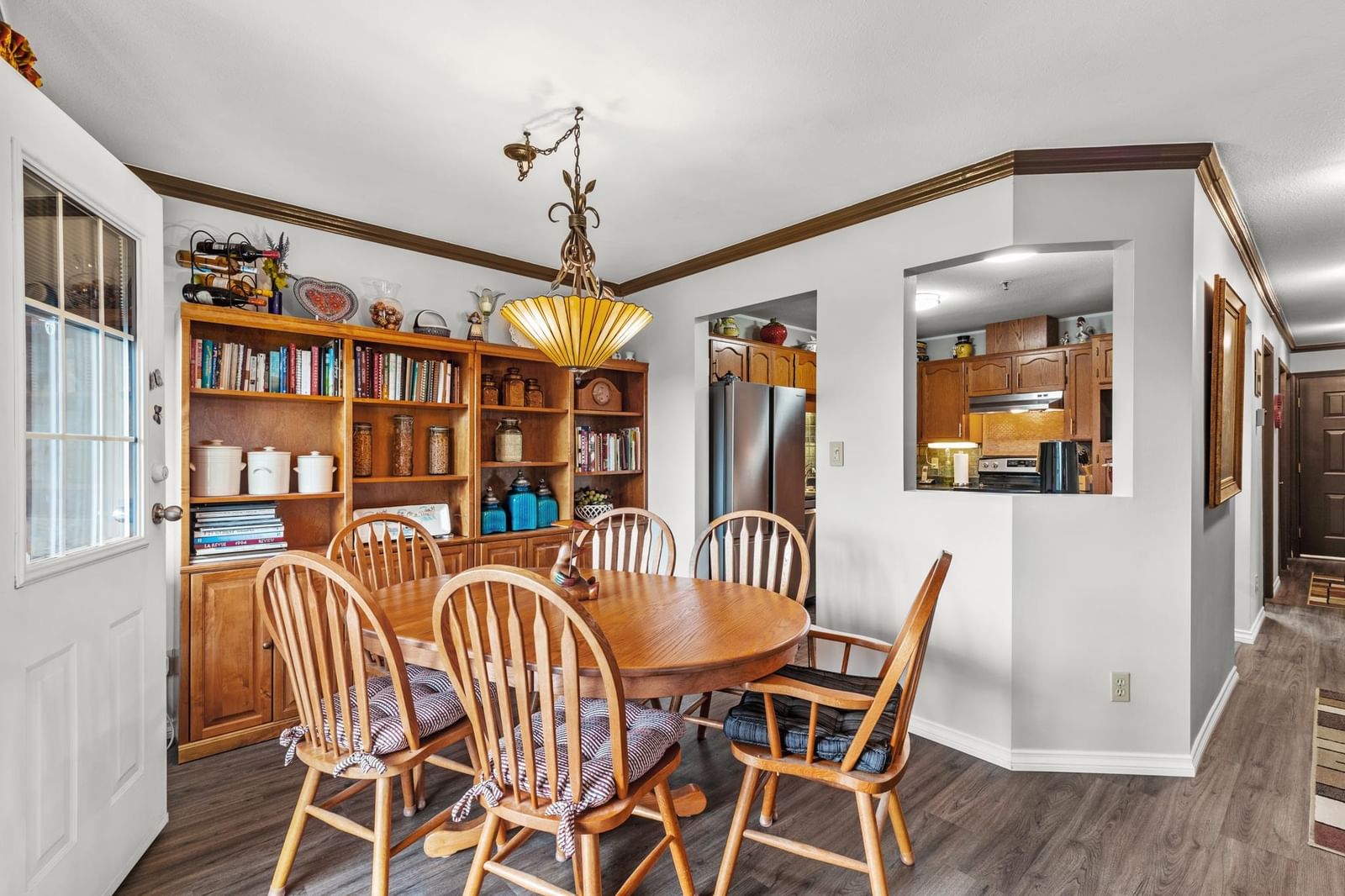 Listing Image 19