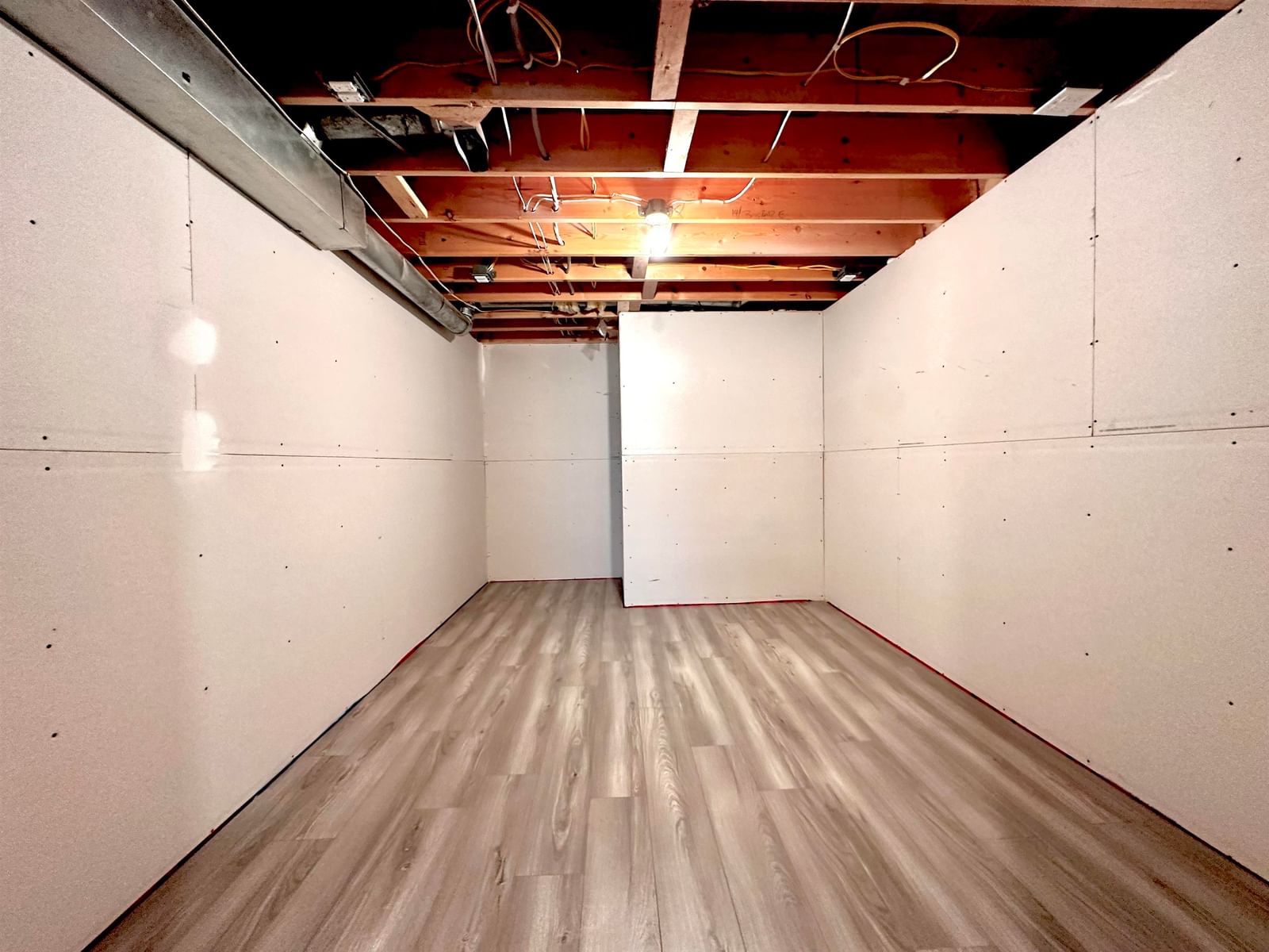 Listing Image 31