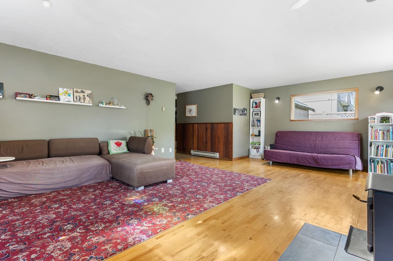 Listing Image 16